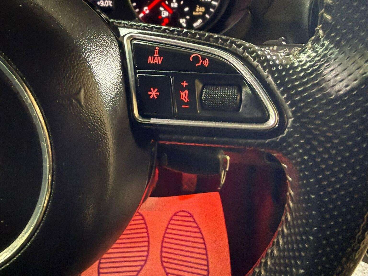 2014 AUDI A1 2014 AUDI A1