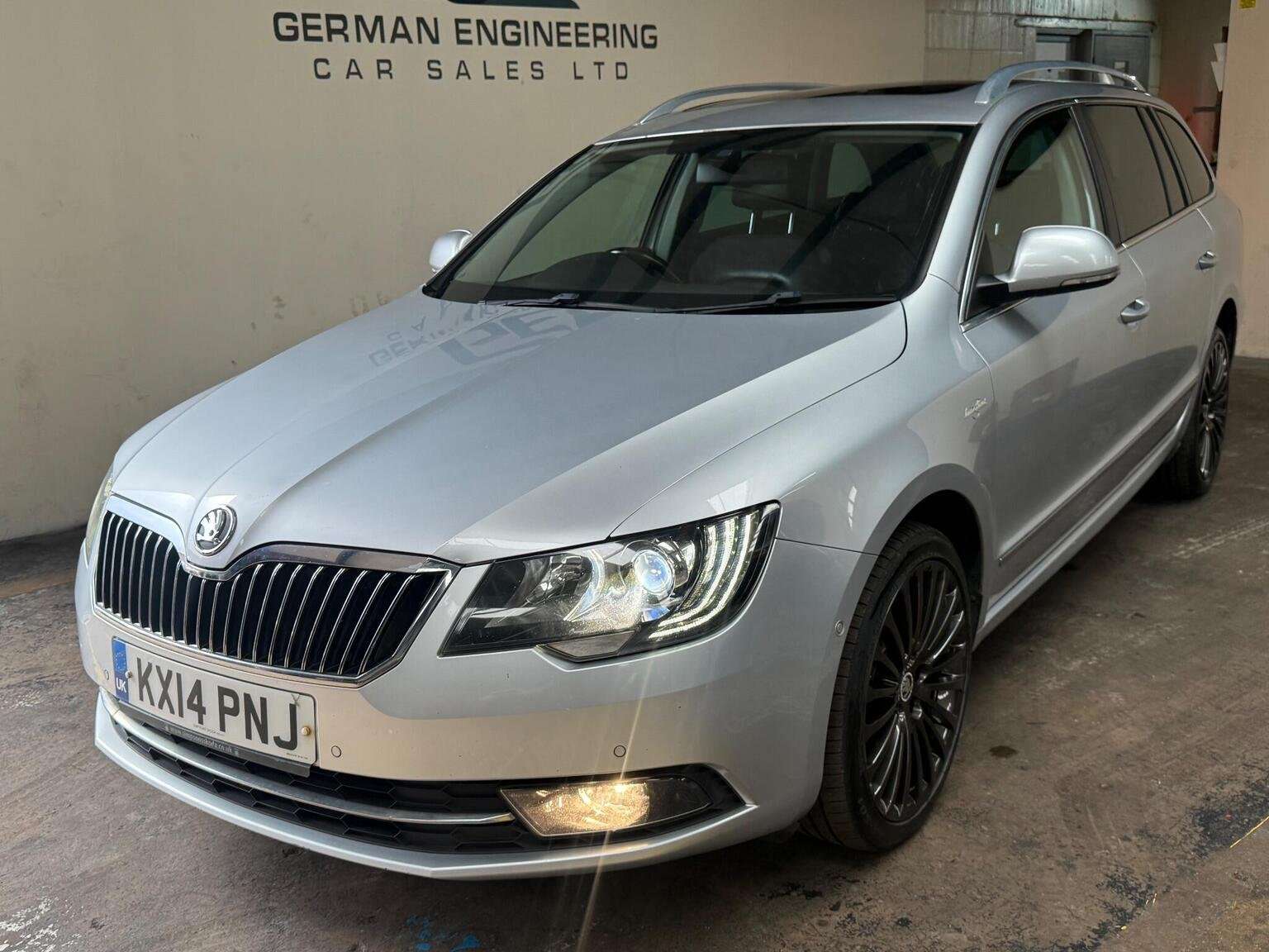 2014 SKODA SUPERB 2014 SKODA SUPERB