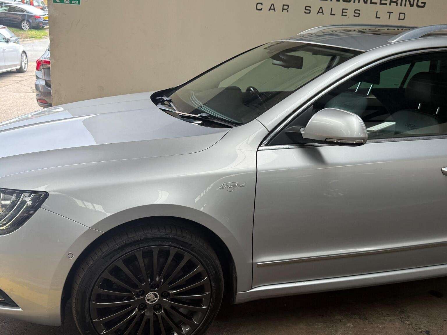 2014 SKODA SUPERB 2014 SKODA SUPERB