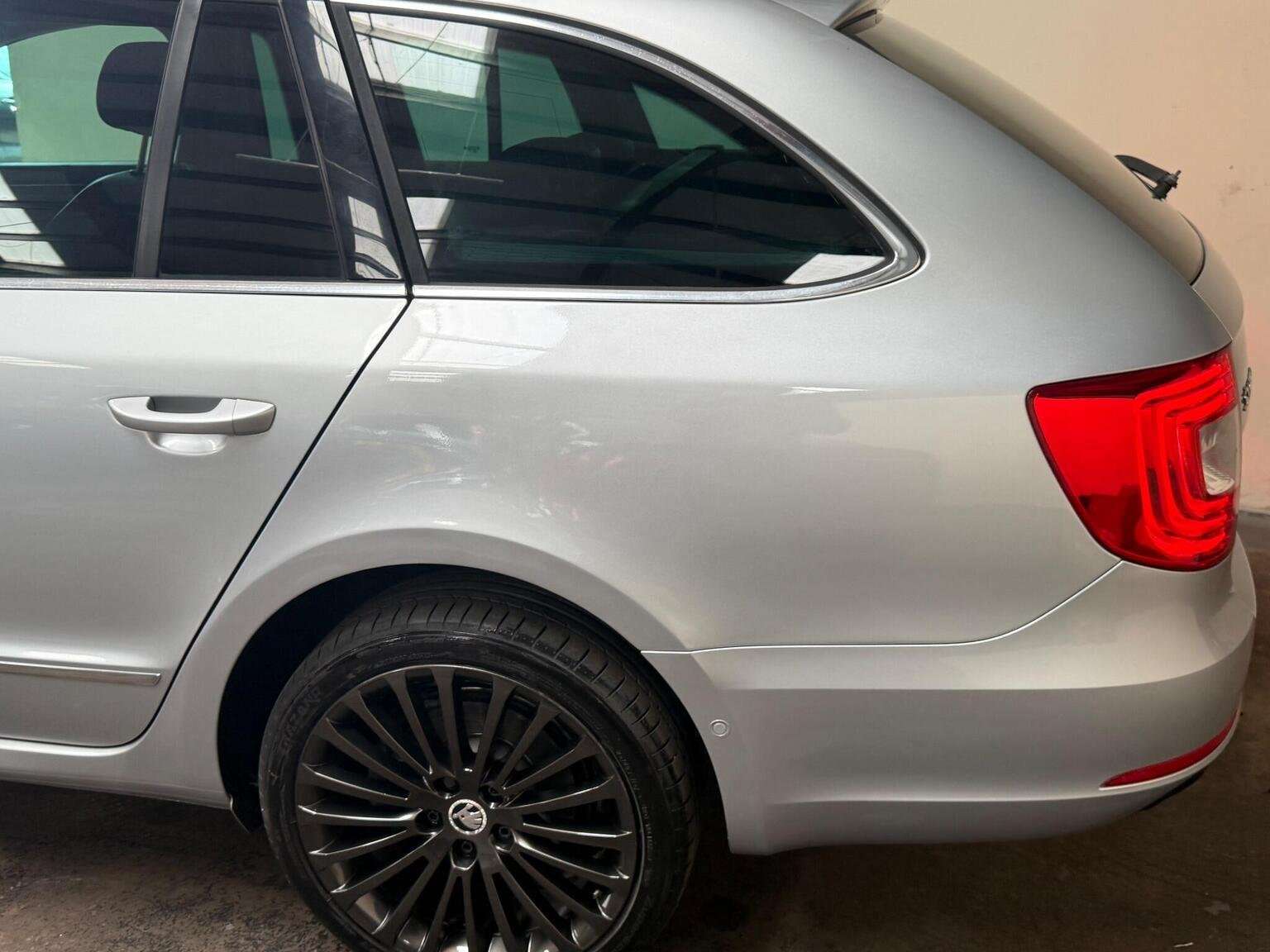 2014 SKODA SUPERB 2014 SKODA SUPERB