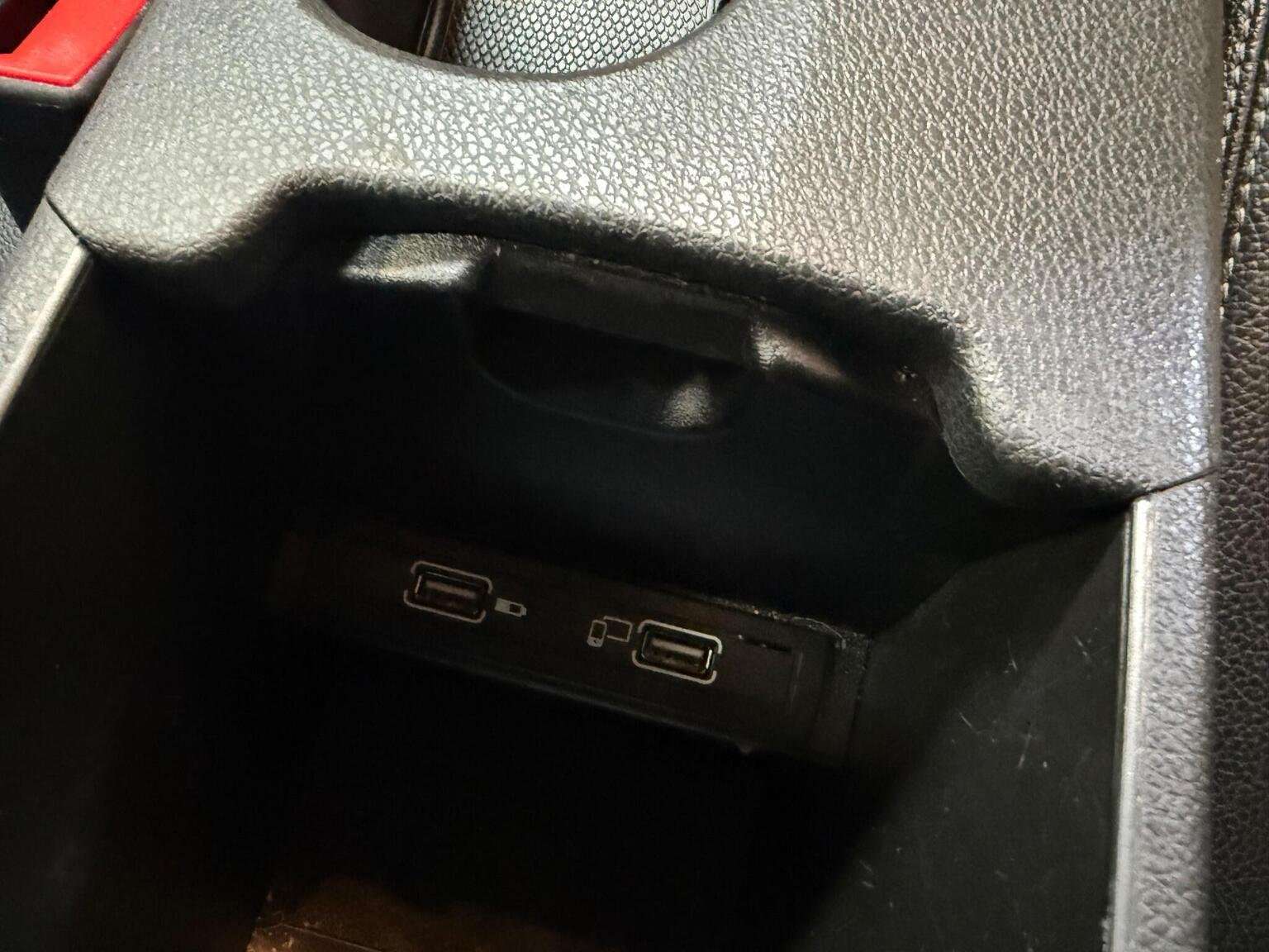 2017 MERCEDES-BENZ A CLASS 2017 MERCEDES-BENZ A CLASS