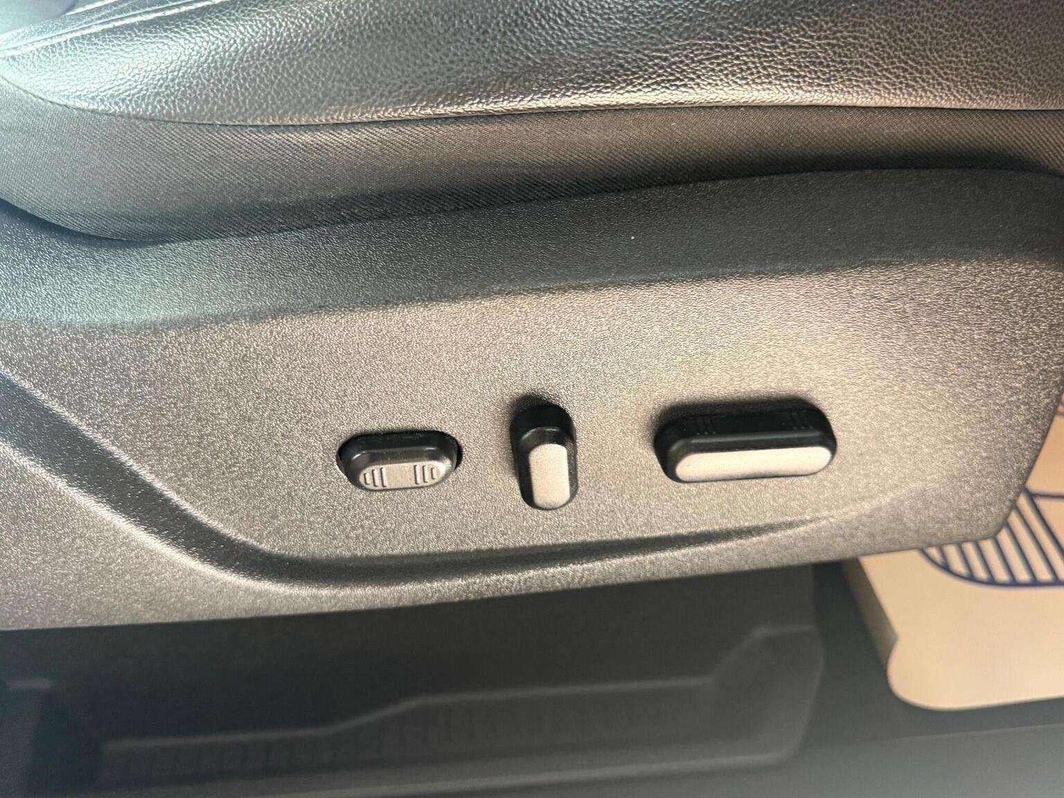 2011 FORD S-MAX 2011 FORD S-MAX