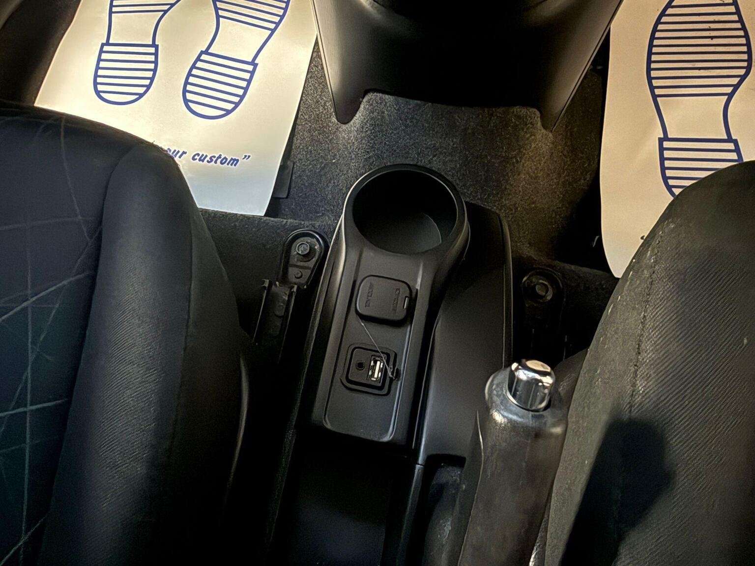 2014 MAZDA MAZDA2 2014 MAZDA MAZDA2