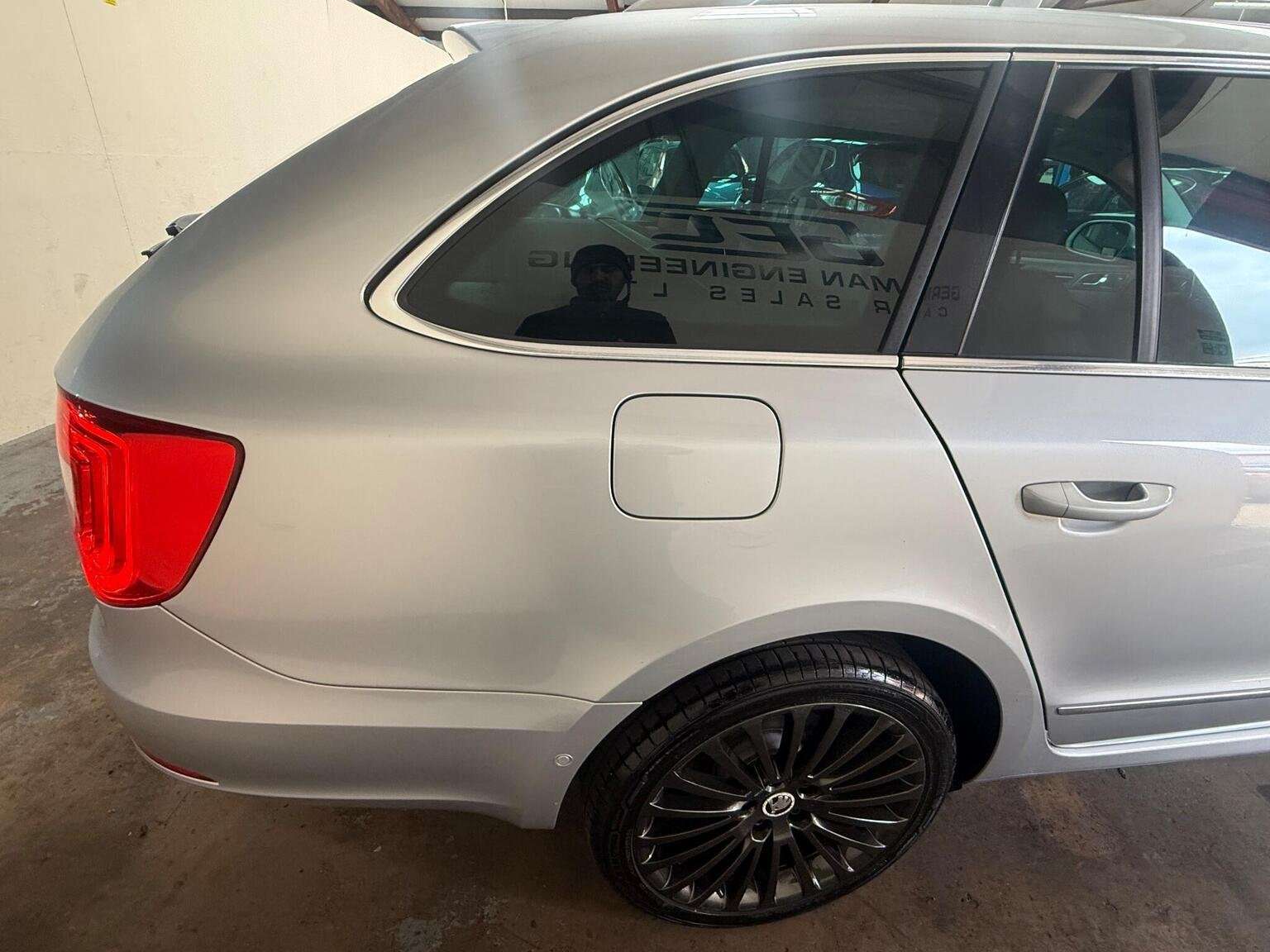 2014 SKODA SUPERB 2014 SKODA SUPERB