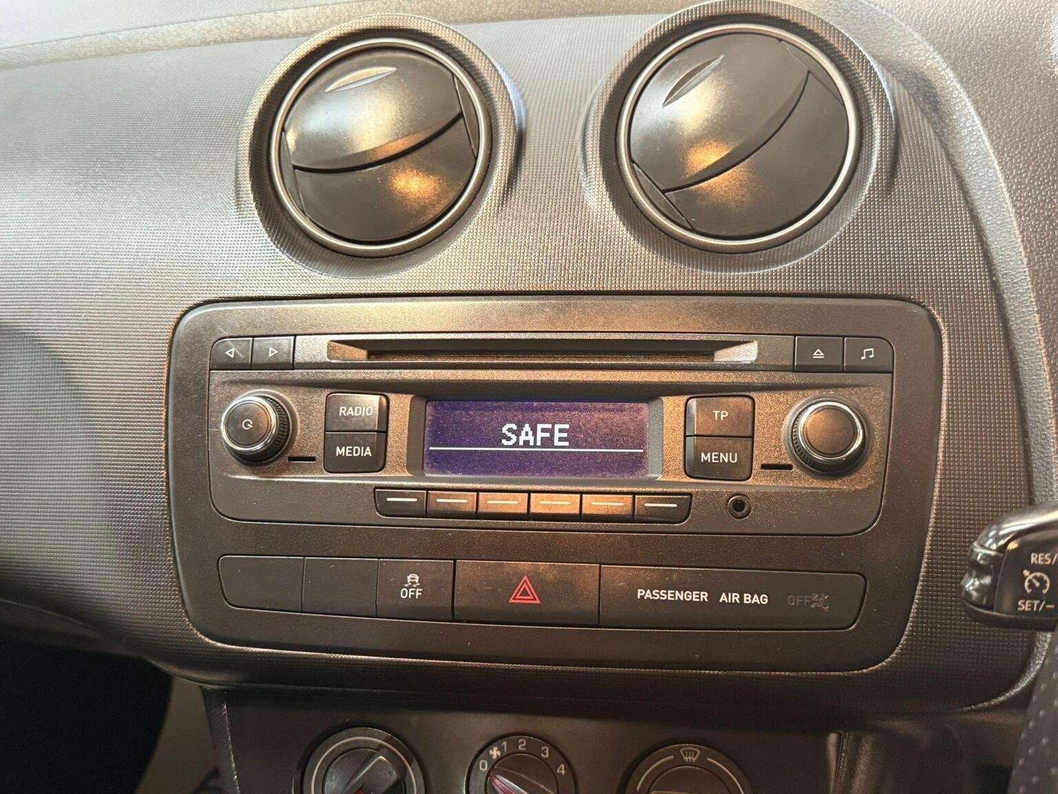 2013 SEAT IBIZA 2013 SEAT IBIZA