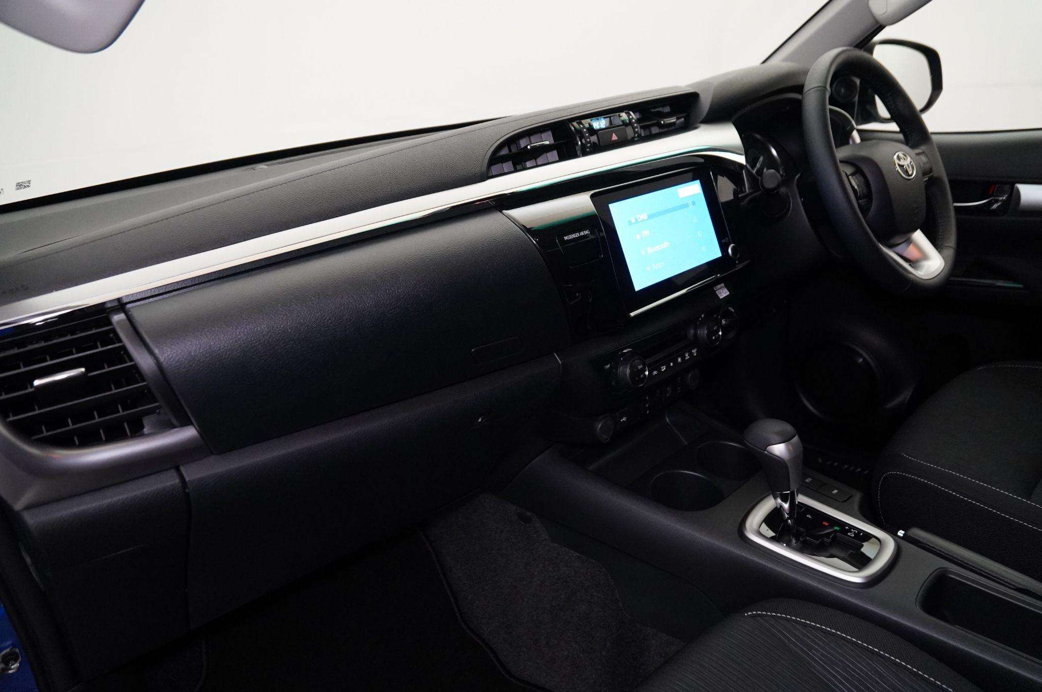 2024 TOYOTA HILUX 2024 TOYOTA HILUX