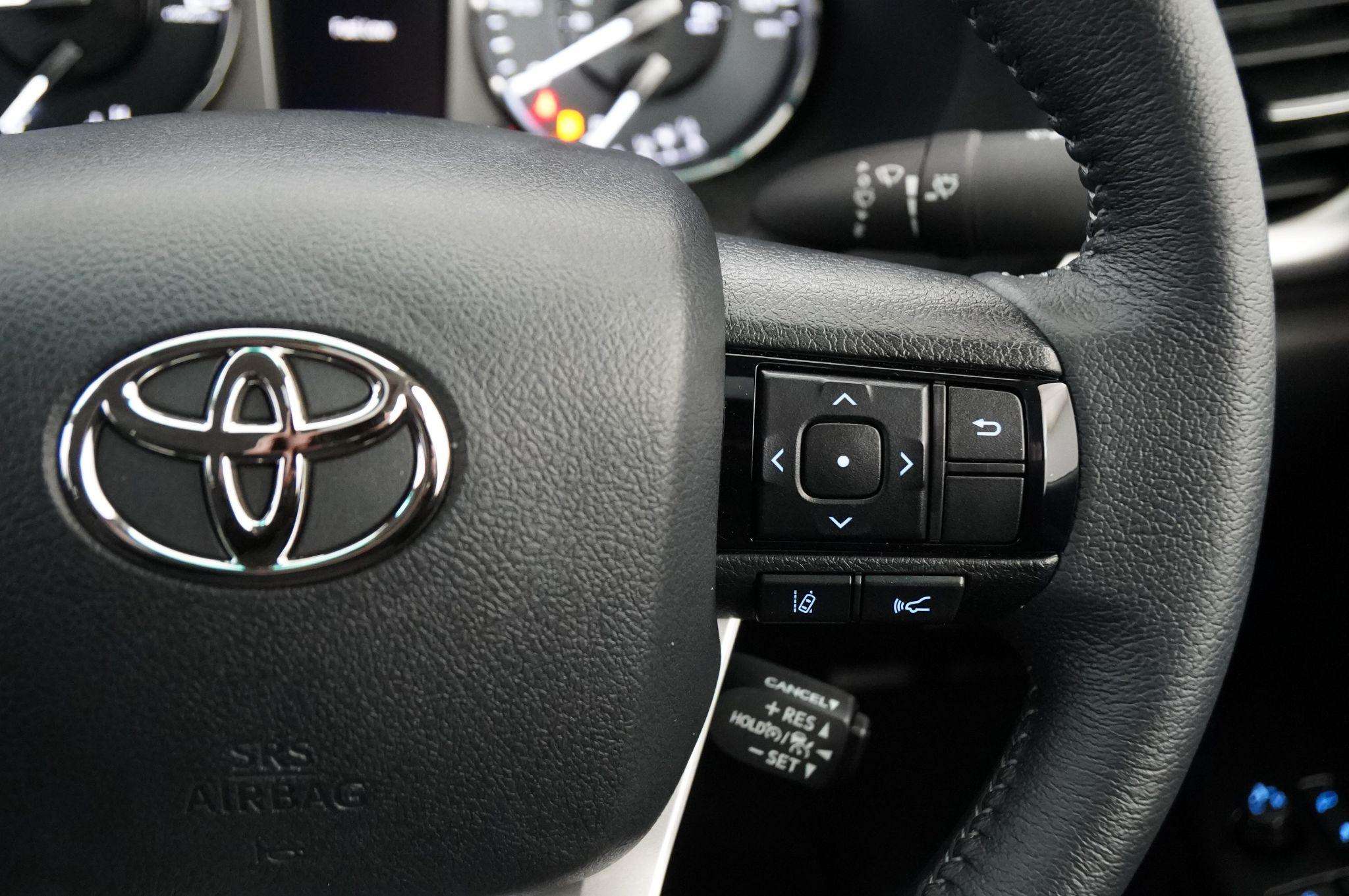 2024 TOYOTA HILUX 2024 TOYOTA HILUX