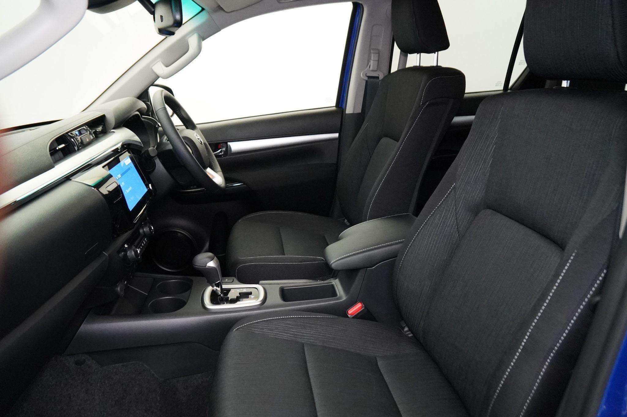 2024 TOYOTA HILUX 2024 TOYOTA HILUX