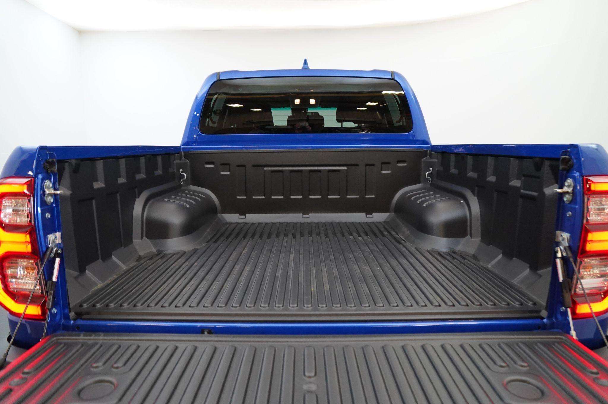 2024 TOYOTA HILUX 2024 TOYOTA HILUX