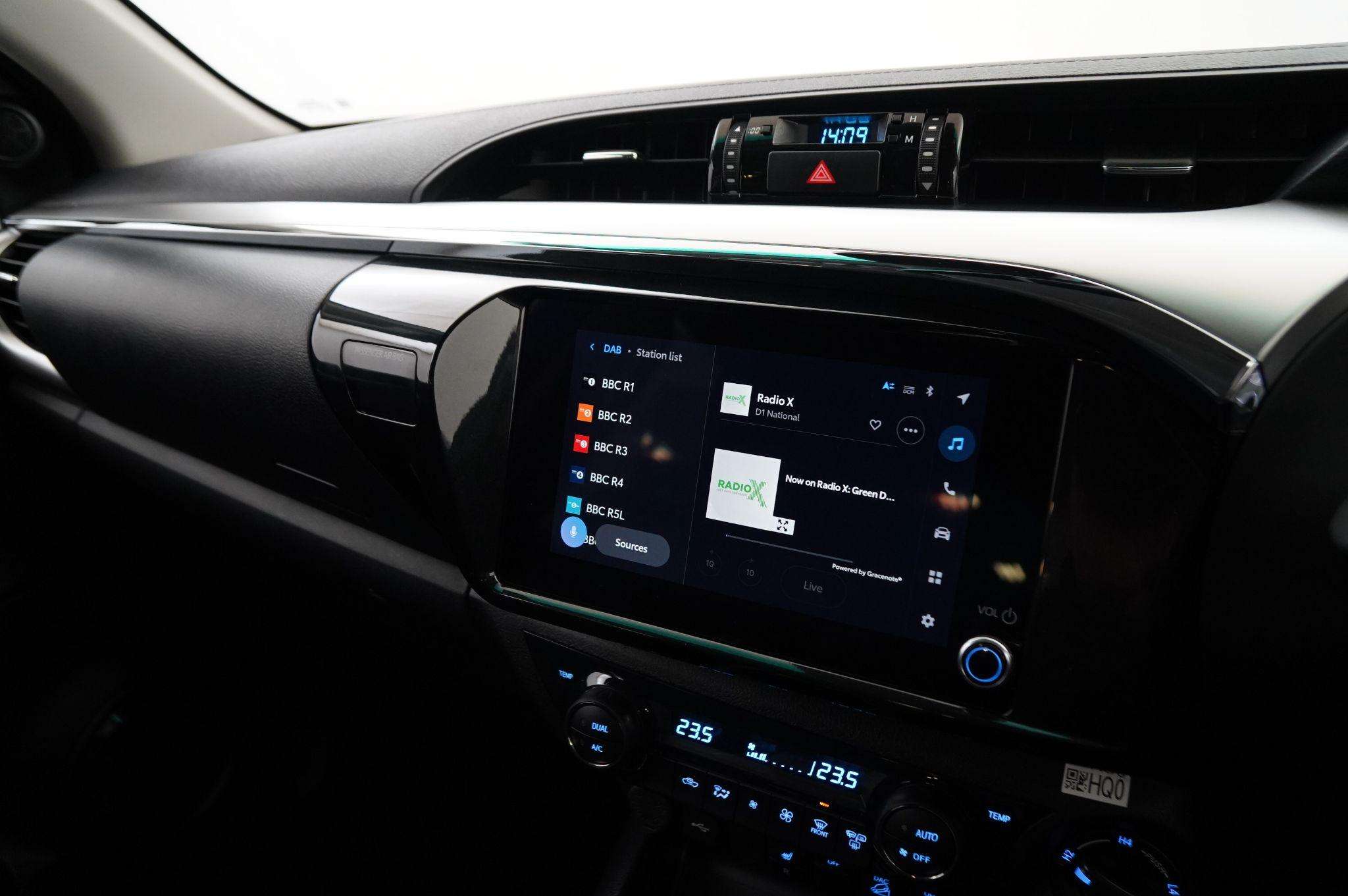 2024 TOYOTA HILUX 2024 TOYOTA HILUX