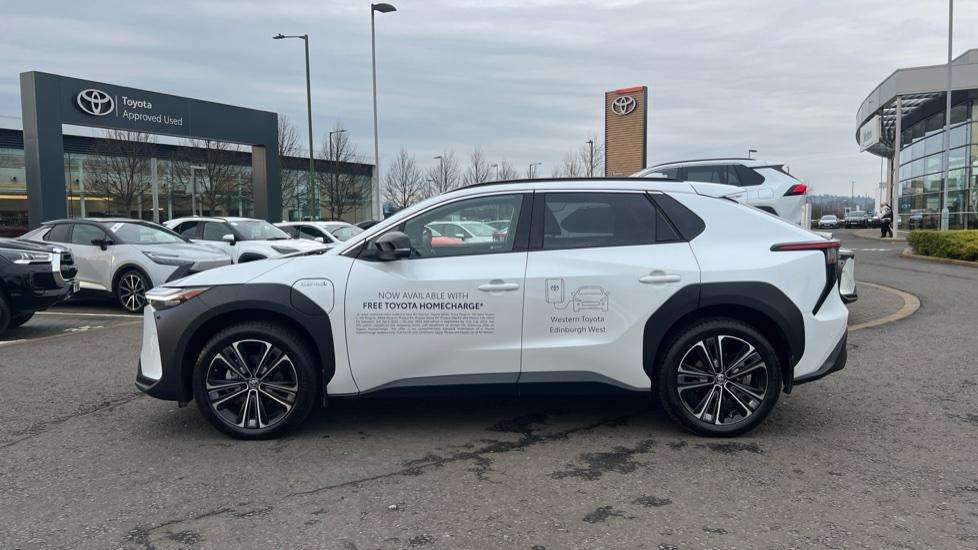 2024 TOYOTA BZ4X 2024 TOYOTA BZ4X