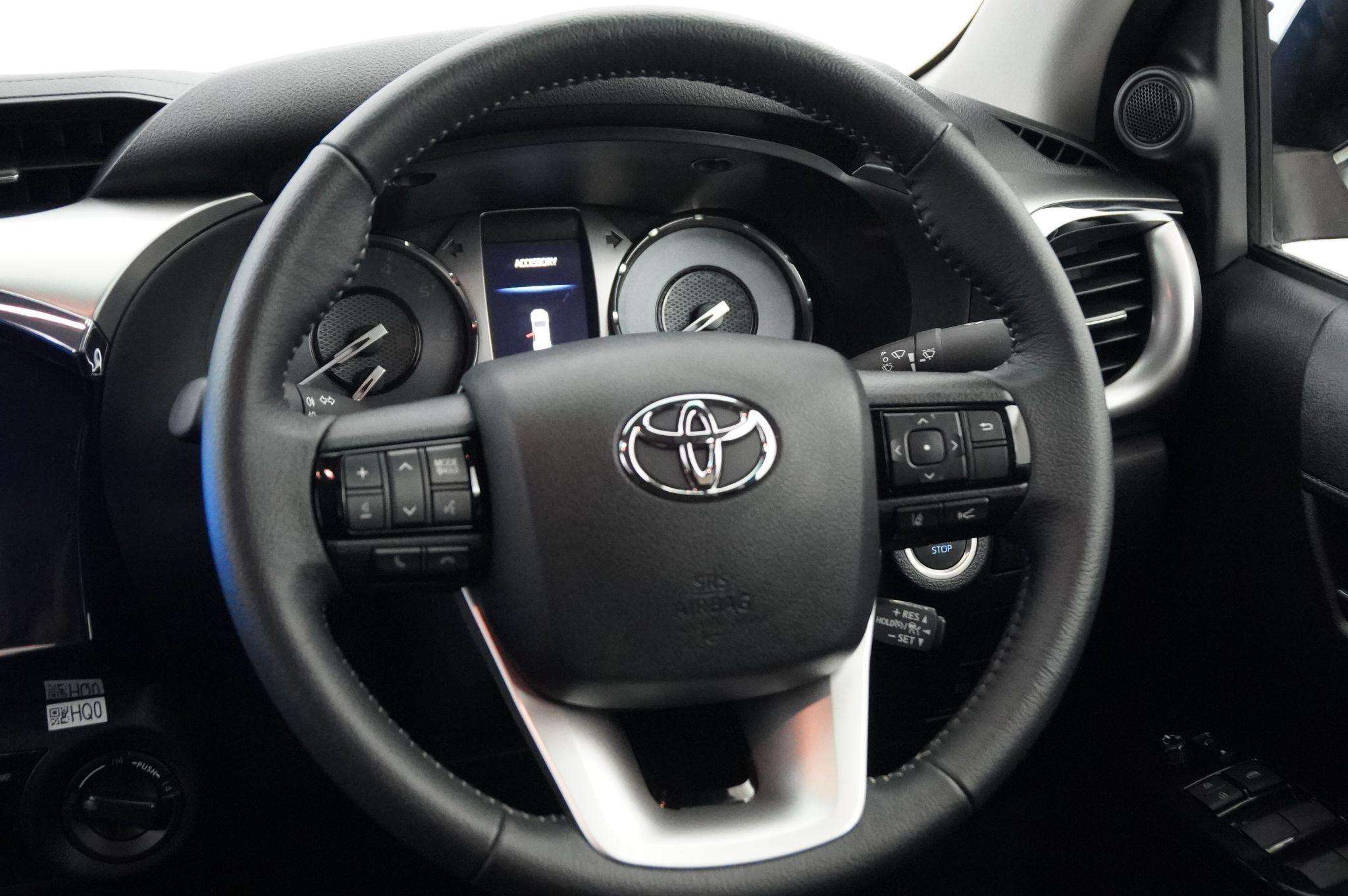 2024 TOYOTA HILUX 2024 TOYOTA HILUX