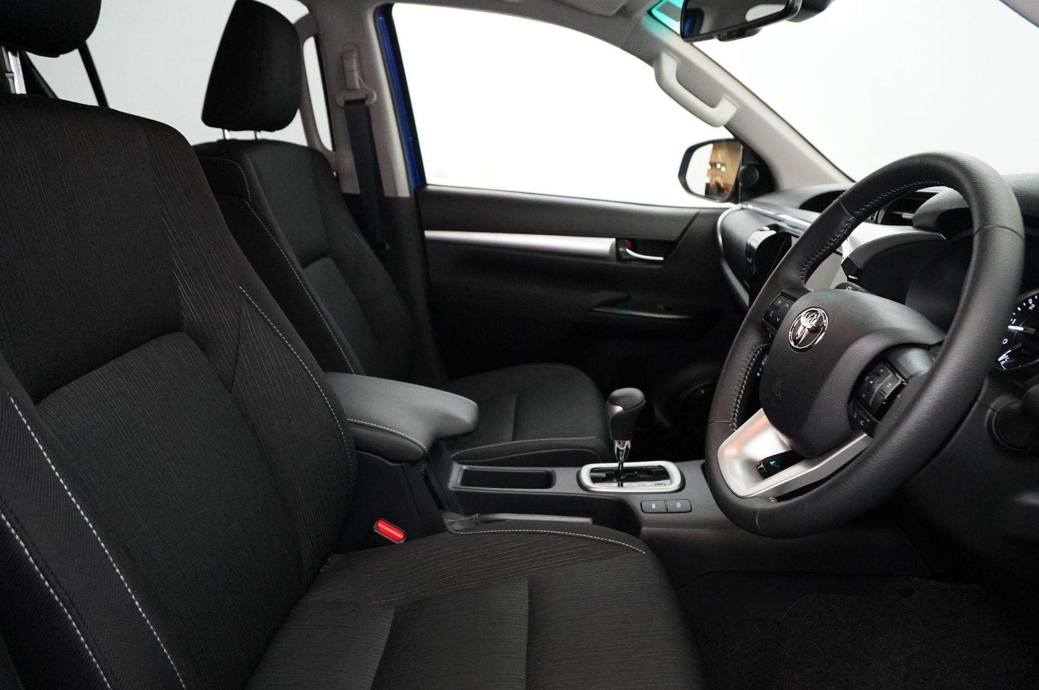 2024 TOYOTA HILUX 2024 TOYOTA HILUX