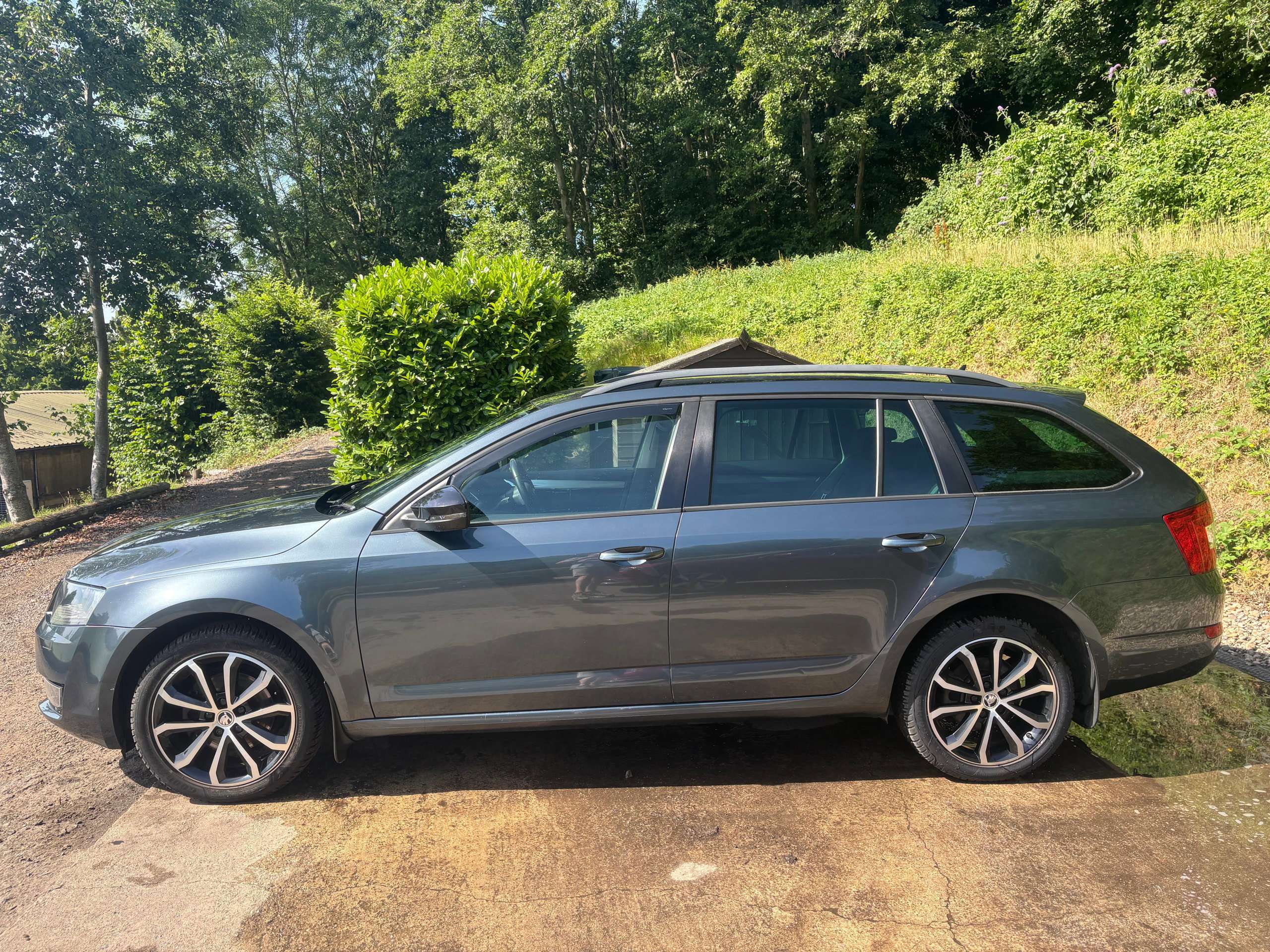 2014 SKODA OCTAVIA 2014 SKODA OCTAVIA