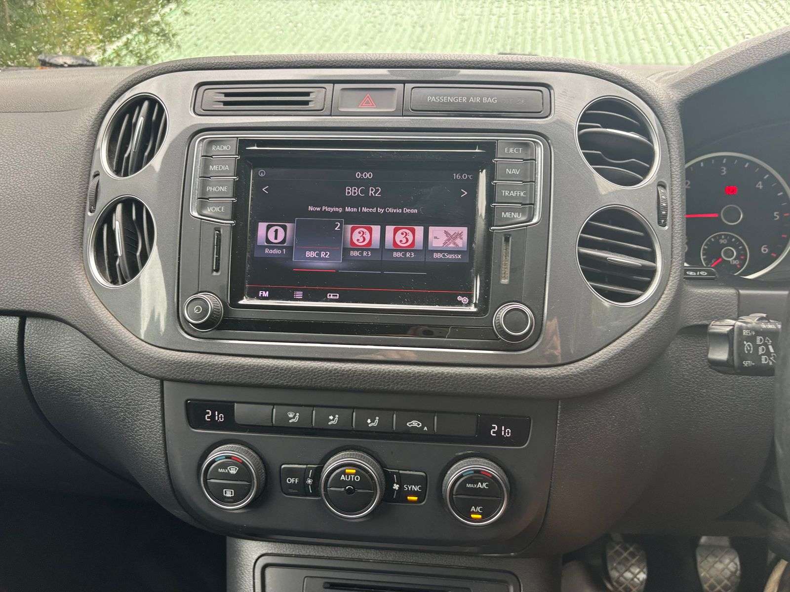 2016 VOLKSWAGEN TIGUAN 2016 VOLKSWAGEN TIGUAN