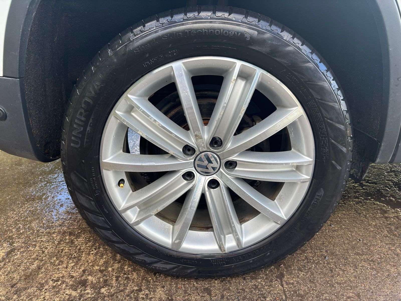 2016 VOLKSWAGEN TIGUAN 2016 VOLKSWAGEN TIGUAN