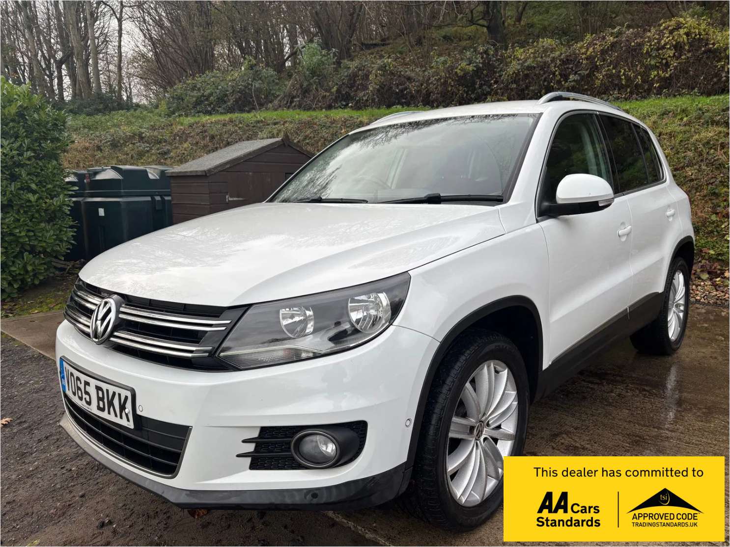 A 2015 VOLKSWAGEN TIGUAN 2.0 TDI BlueMotion Tech Match Edition SUV 5dr Diesel DSG 4WD Euro 6 (s/s) (150 ps) A 2015 VOLKSWAGEN TIGUAN 2.0 TDI BlueMotion Tech Match Edition SUV 5dr Diesel DSG 4WD Euro 6 (s/s) (150 ps)