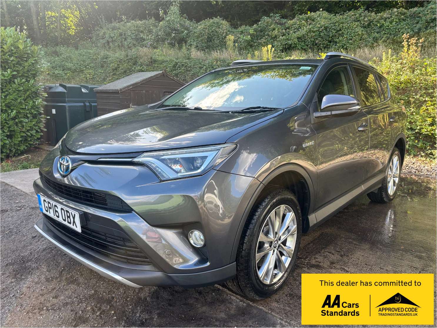 A 2016 TOYOTA RAV4 2.5 VVT-h Excel SUV 5dr Petrol Hybrid CVT 4WD Euro 6 (s/s) (197 ps) A 2016 TOYOTA RAV4 2.5 VVT-h Excel SUV 5dr Petrol Hybrid CVT 4WD Euro 6 (s/s) (197 ps)