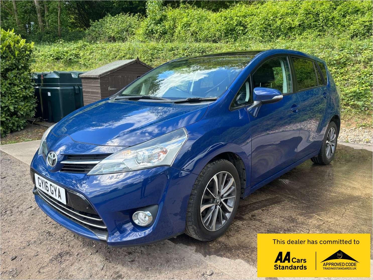 A 2016 TOYOTA VERSO 1.6 D-4D Design MPV 5dr Diesel Manual Euro 6 (s/s) (7 Seat) (112 ps) A 2016 TOYOTA VERSO 1.6 D-4D Design MPV 5dr Diesel Manual Euro 6 (s/s) (7 Seat) (112 ps)