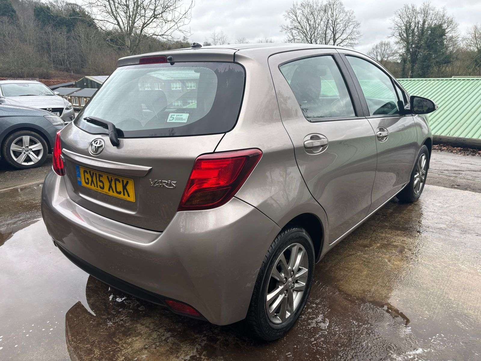 2015 TOYOTA YARIS 2015 TOYOTA YARIS