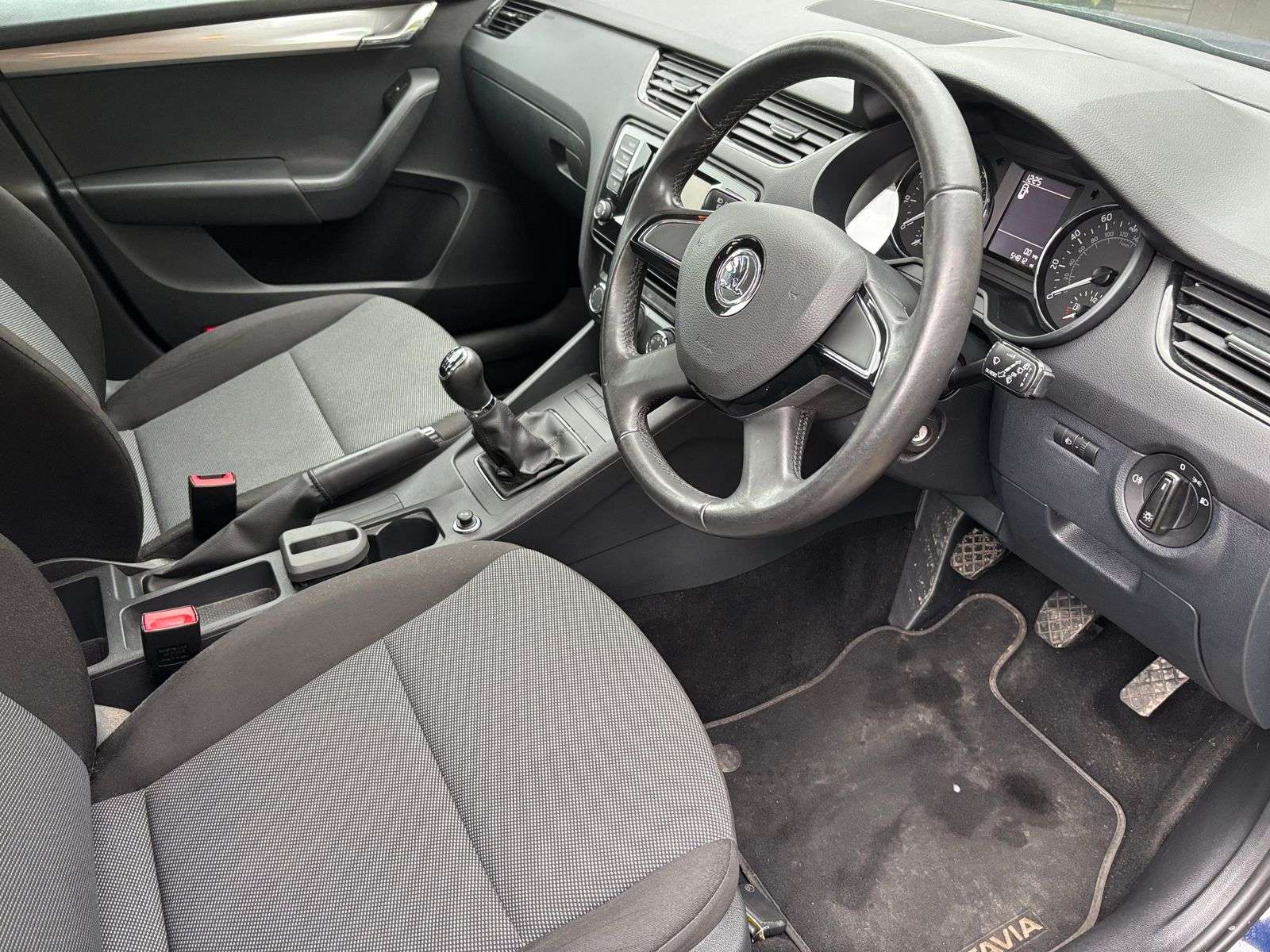 2015 SKODA OCTAVIA 2015 SKODA OCTAVIA