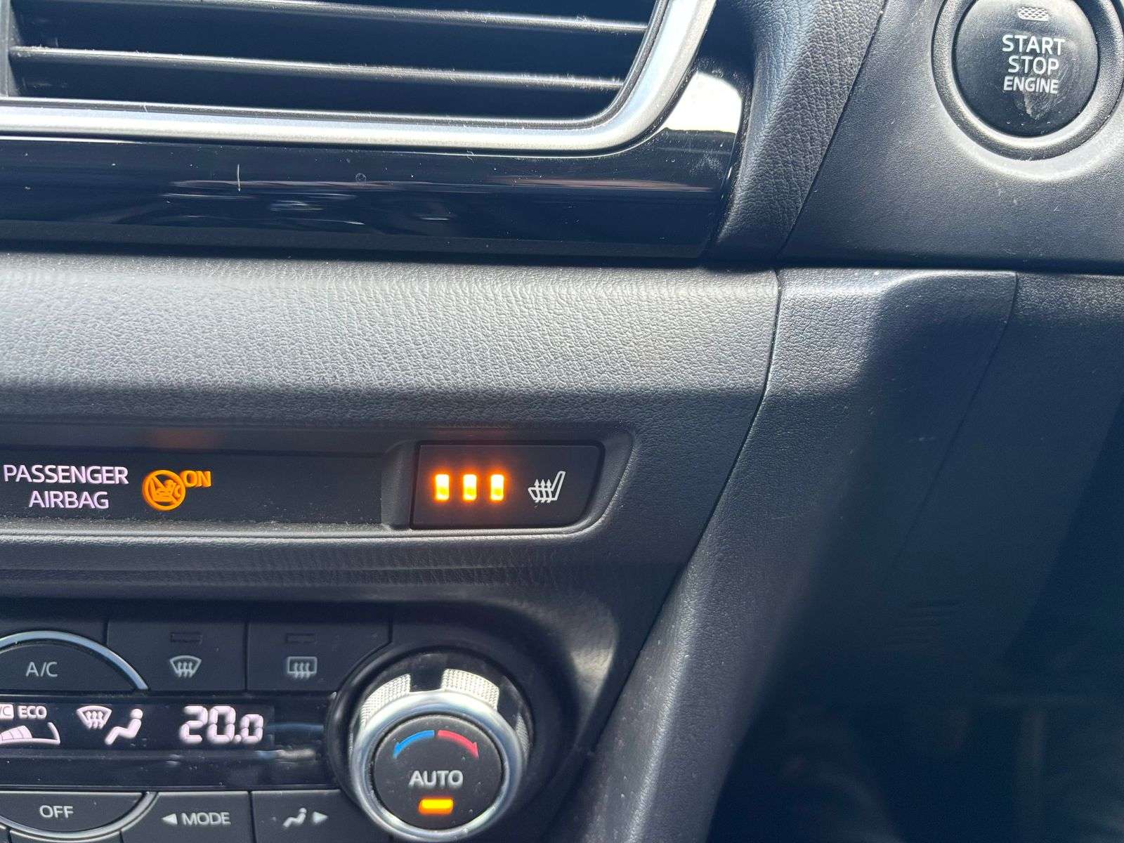 2015 MAZDA MAZDA3 2015 MAZDA MAZDA3