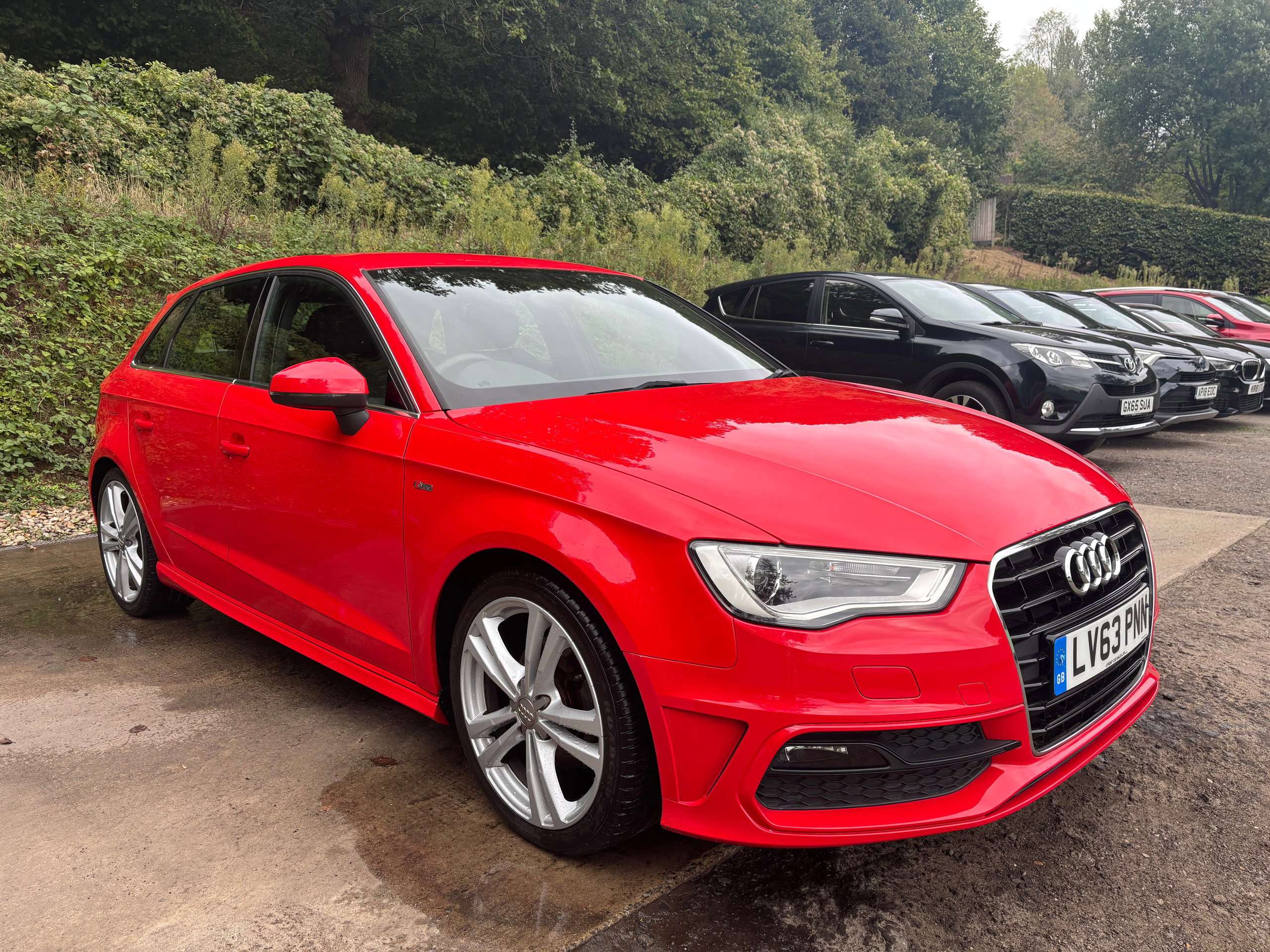 A 2013 AUDI A3 1.4 TFSI S line Sportback 5dr Petrol Manual Euro 5 (s/s) (122 ps) A 2013 AUDI A3 1.4 TFSI S line Sportback 5dr Petrol Manual Euro 5 (s/s) (122 ps)