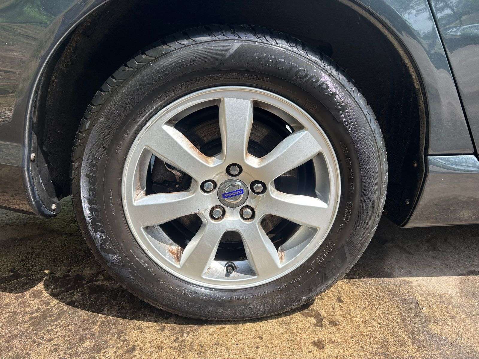 2014 VOLVO V70 2014 VOLVO V70
