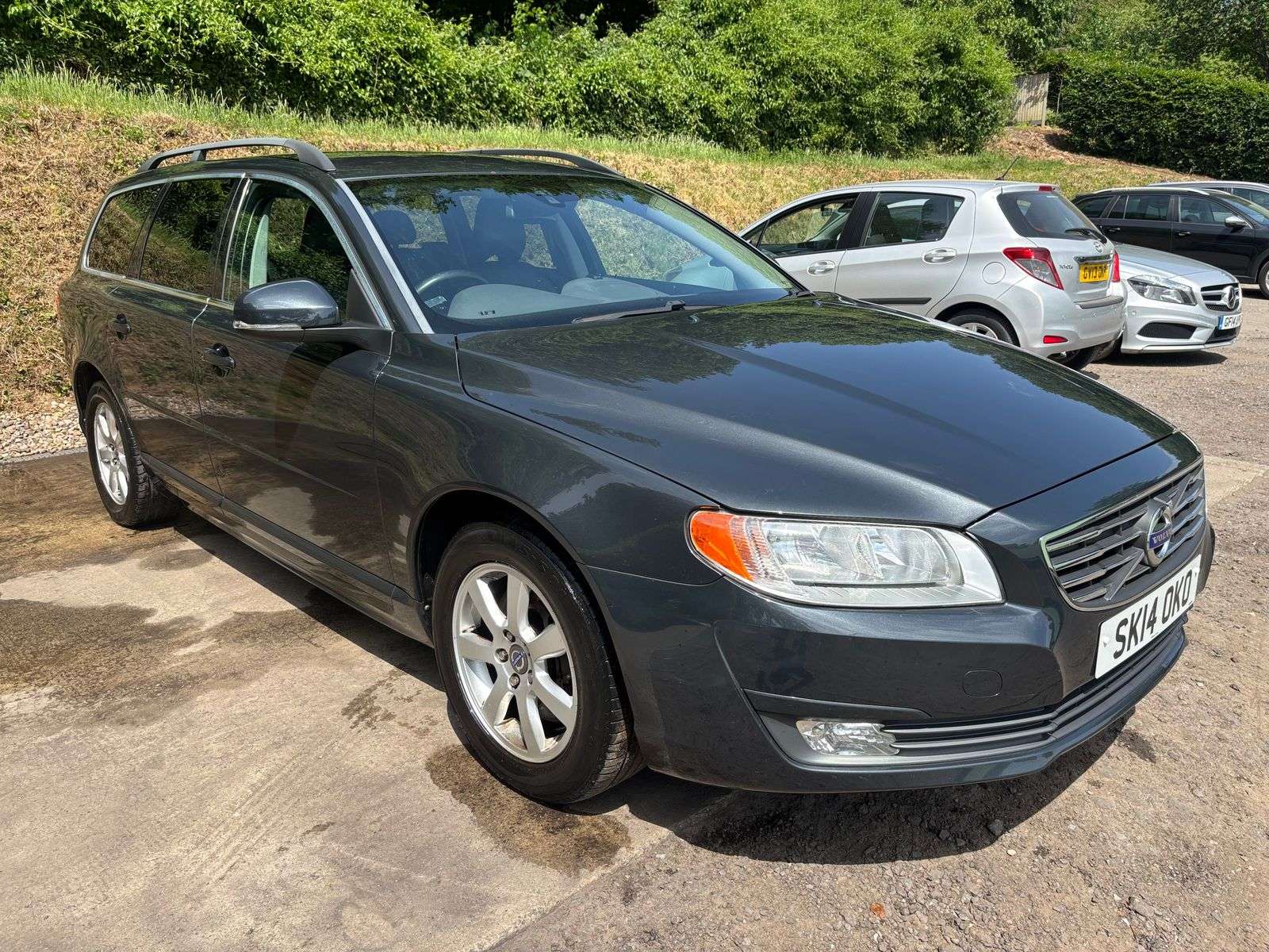 2014 VOLVO V70 2014 VOLVO V70