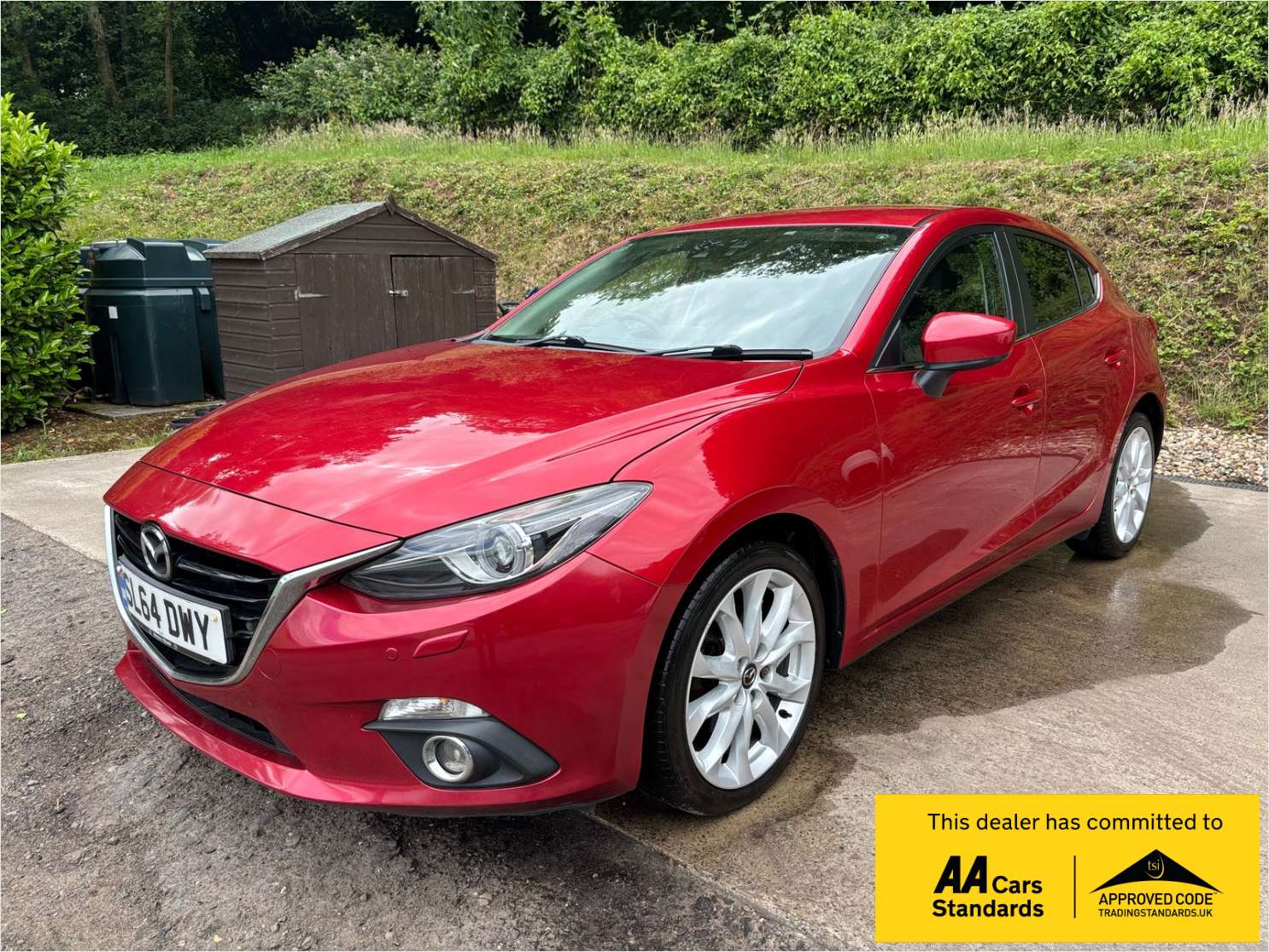 A 2014 MAZDA MAZDA3 2.0 SKYACTIV-G Sport Nav Hatchback 5dr Petrol Manual Euro 5 (s/s) (165 ps) A 2014 MAZDA MAZDA3 2.0 SKYACTIV-G Sport Nav Hatchback 5dr Petrol Manual Euro 5 (s/s) (165 ps)