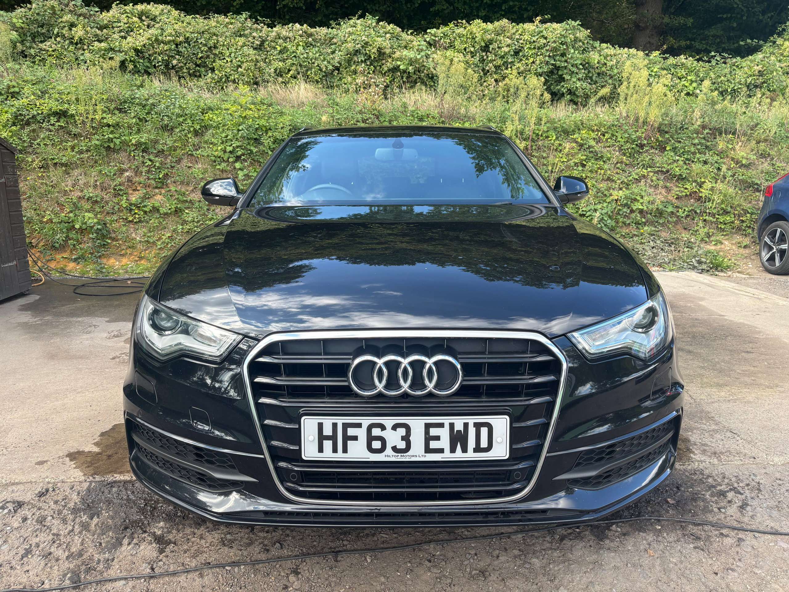 A 2013 AUDI A6 AVANT 2.0 TDI S line Estate 5dr Diesel Manual Euro 5 (s/s) (177 ps) A 2013 AUDI A6 AVANT 2.0 TDI S line Estate 5dr Diesel Manual Euro 5 (s/s) (177 ps)