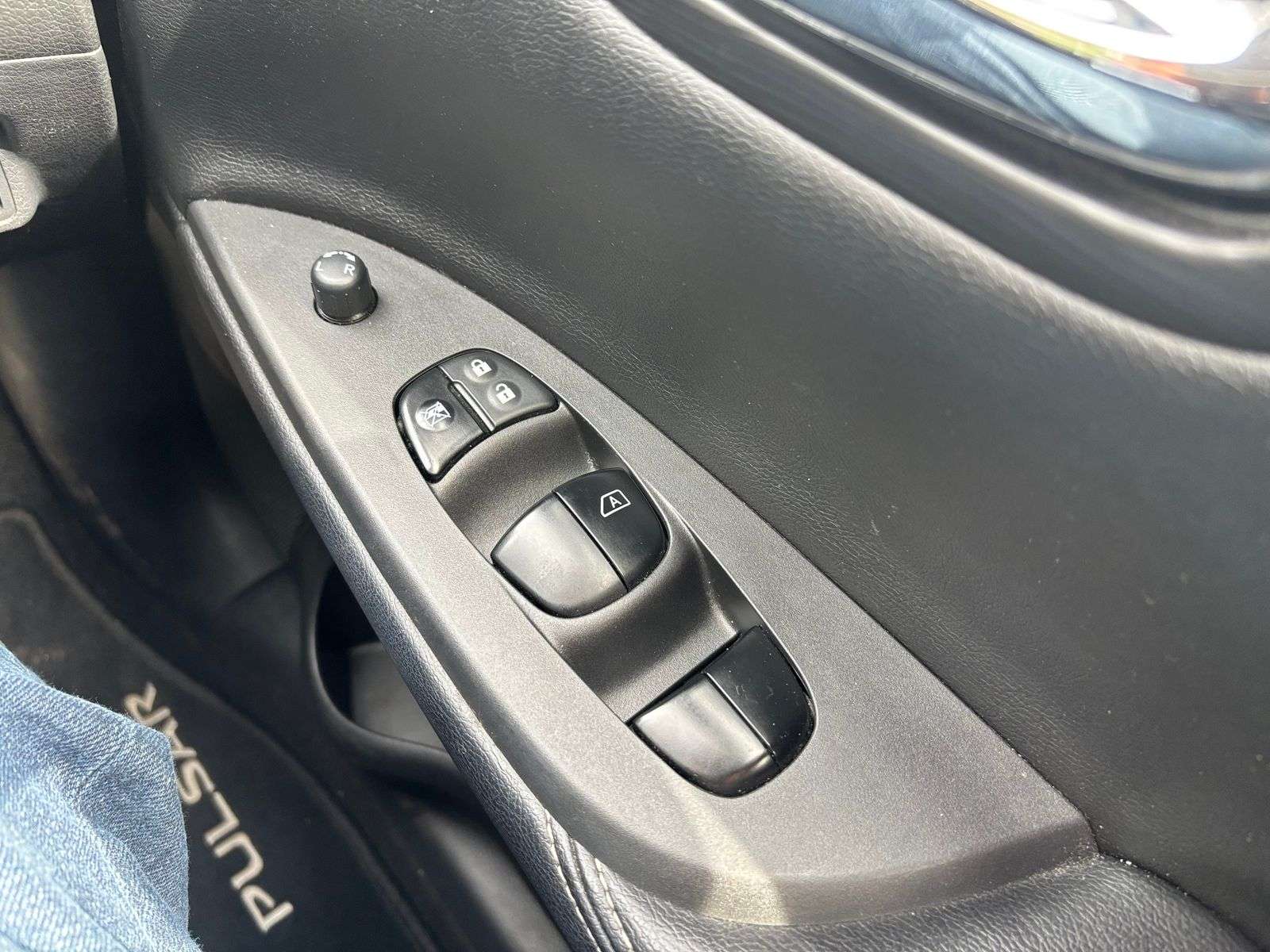 2016 NISSAN PULSAR 2016 NISSAN PULSAR