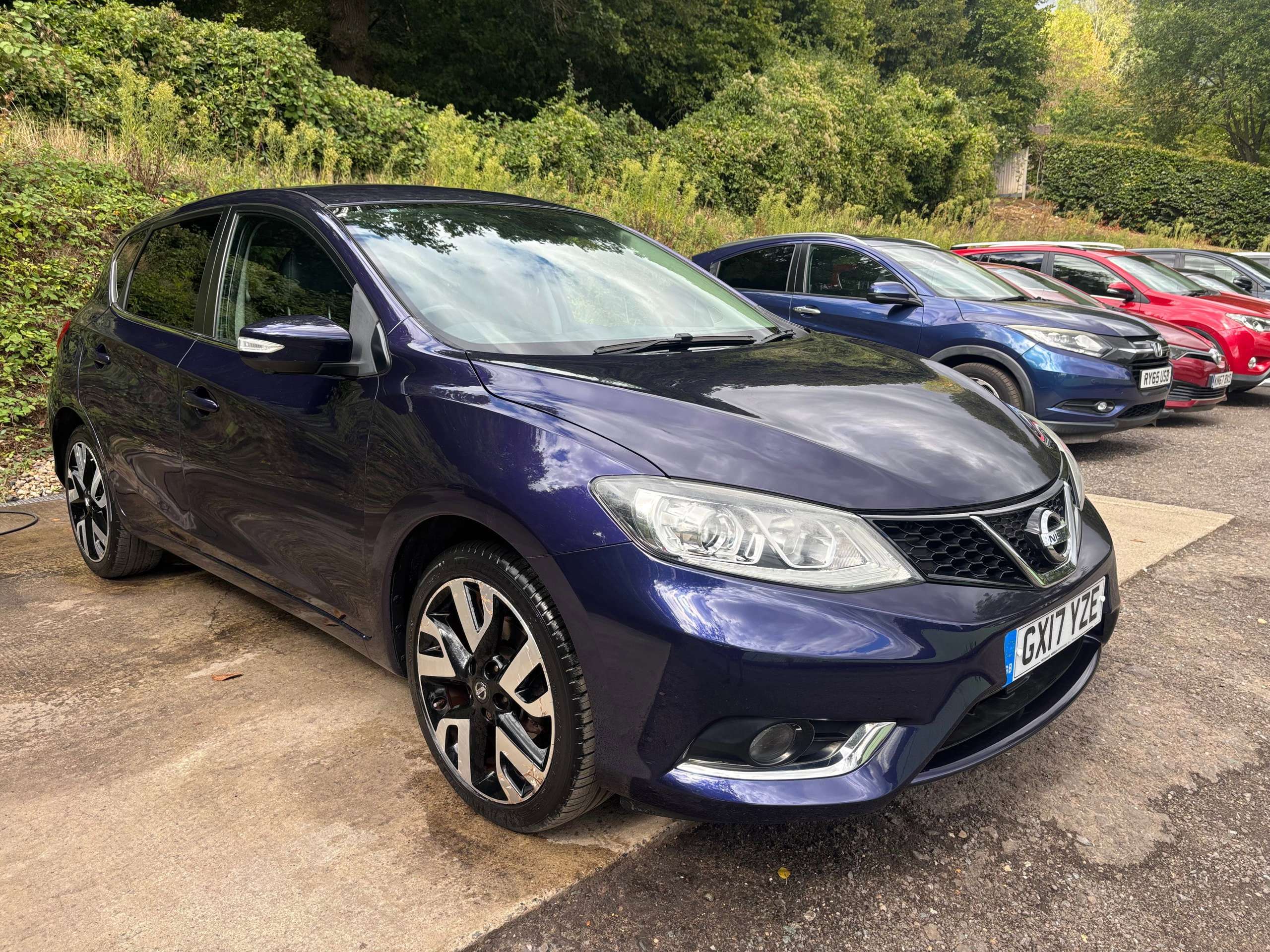 A 2017 NISSAN PULSAR 1.2 DIG-T Tekna Hatchback 5dr Petrol Manual Euro 6 (s/s) (115 ps) A 2017 NISSAN PULSAR 1.2 DIG-T Tekna Hatchback 5dr Petrol Manual Euro 6 (s/s) (115 ps)
