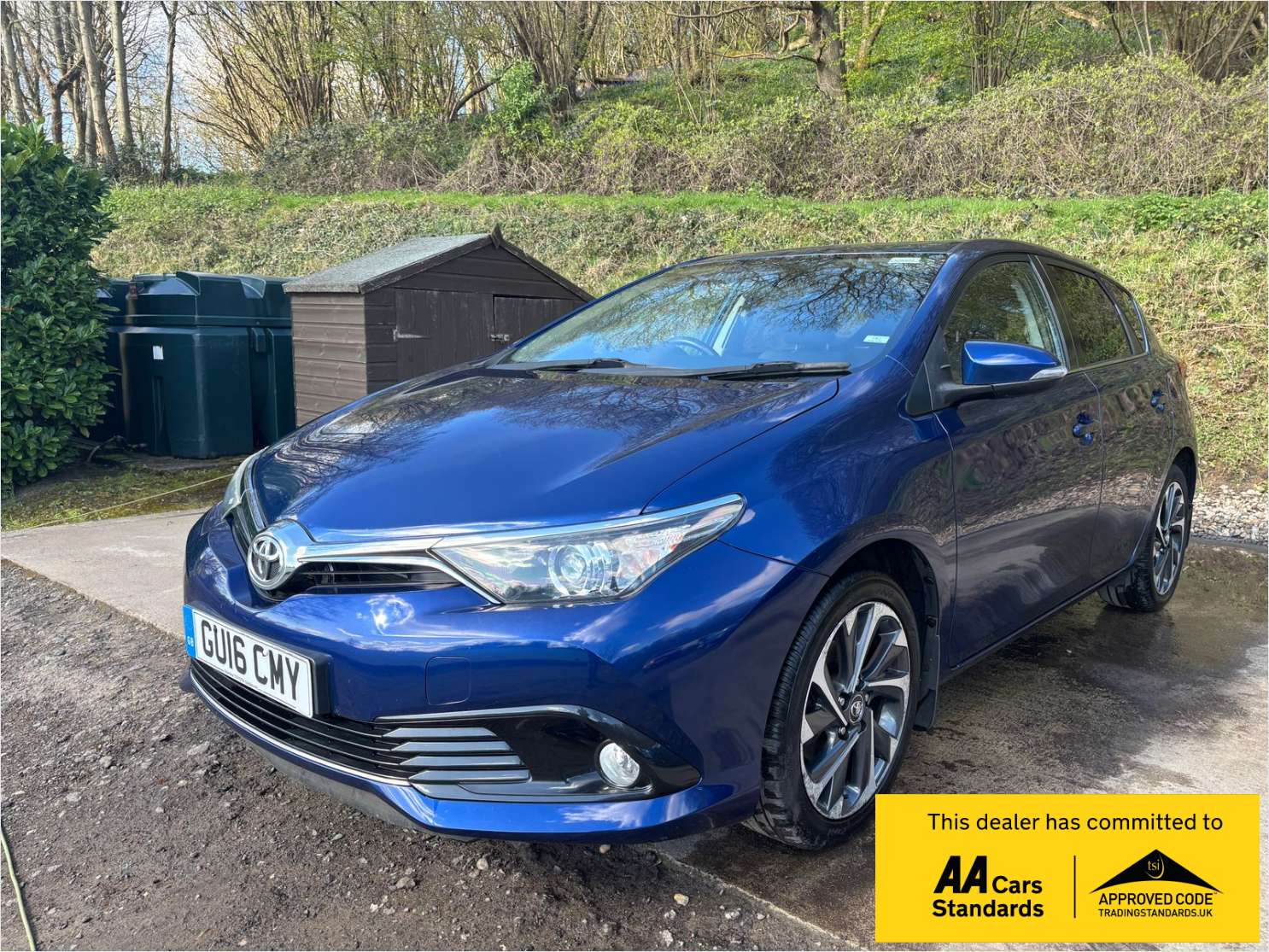 A 2016 TOYOTA AURIS 1.2 VVT-i Design Hatchback 5dr Petrol Manual Euro 6 (s/s) (116 ps) A 2016 TOYOTA AURIS 1.2 VVT-i Design Hatchback 5dr Petrol Manual Euro 6 (s/s) (116 ps)