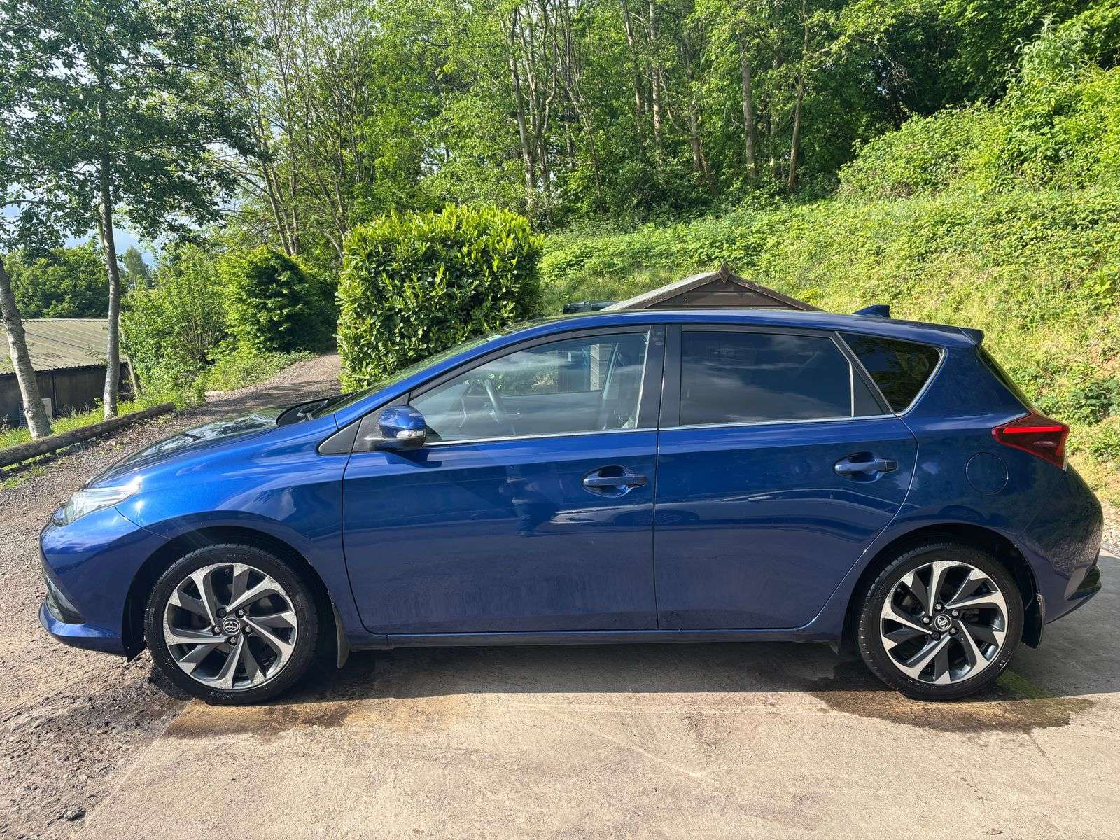 2016 TOYOTA AURIS 2016 TOYOTA AURIS