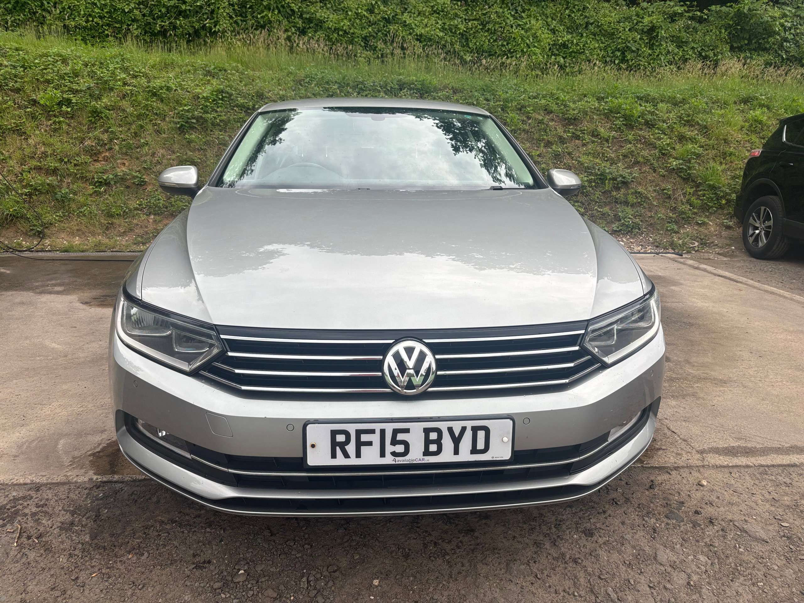 A 2015 VOLKSWAGEN PASSAT 1.6 TDI BlueMotion Tech SE Business Saloon 4dr Diesel Manual Euro 6 (s/s) (120 ps) A 2015 VOLKSWAGEN PASSAT 1.6 TDI BlueMotion Tech SE Business Saloon 4dr Diesel Manual Euro 6 (s/s) (120 ps)
