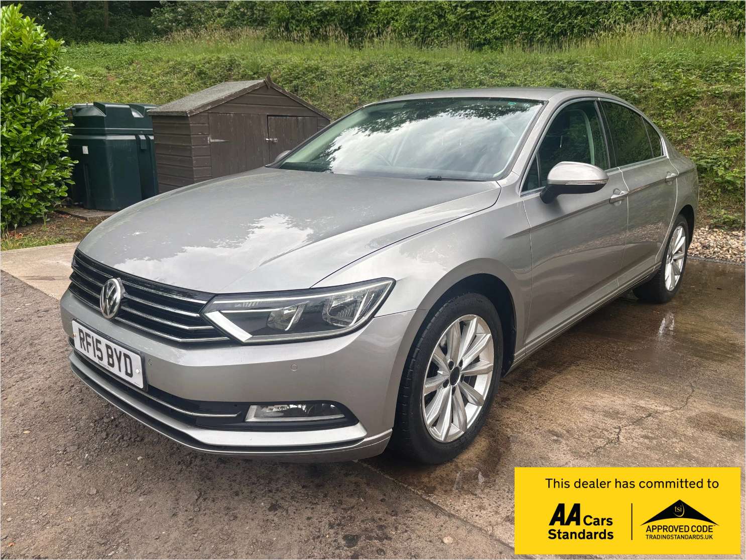 A 2015 VOLKSWAGEN PASSAT 1.6 TDI BlueMotion Tech SE Business Saloon 4dr Diesel Manual Euro 6 (s/s) (120 ps) A 2015 VOLKSWAGEN PASSAT 1.6 TDI BlueMotion Tech SE Business Saloon 4dr Diesel Manual Euro 6 (s/s) (120 ps)