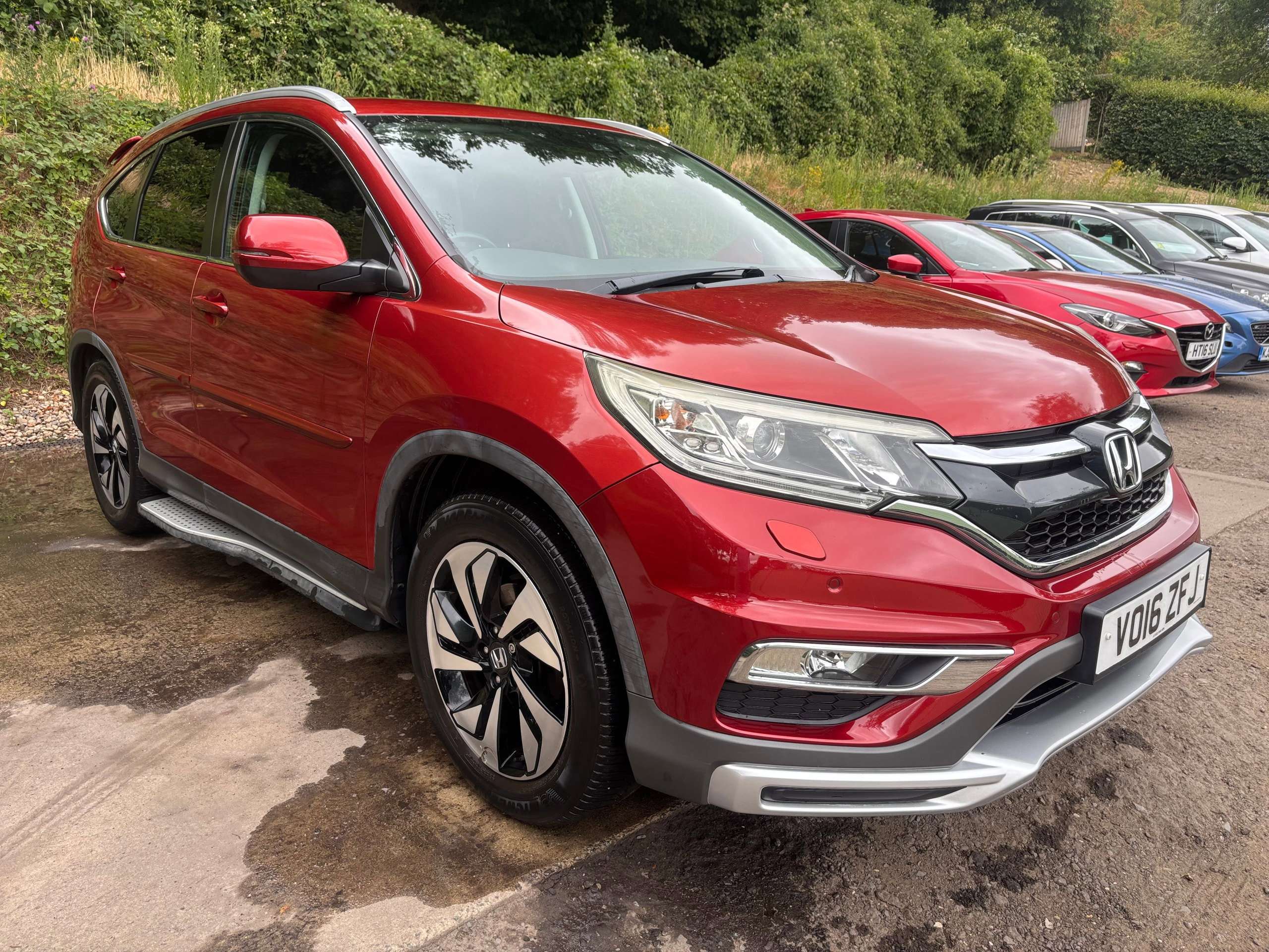 A 2016 HONDA CR-V 1.6 i-DTEC SR SUV 5dr Diesel Manual Euro 6 (s/s) (120 ps) A 2016 HONDA CR-V 1.6 i-DTEC SR SUV 5dr Diesel Manual Euro 6 (s/s) (120 ps)