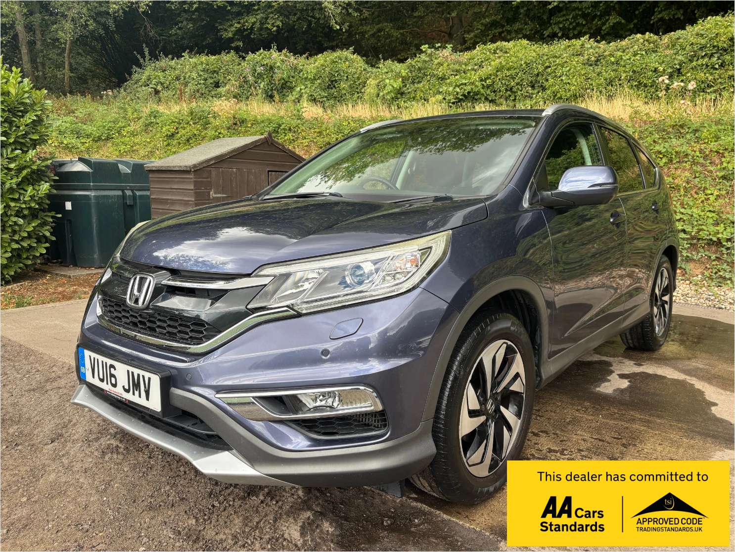 A 2016 HONDA CR-V 1.6 i-DTEC SR SUV 5dr Diesel Manual Euro 6 (s/s) (120 ps) A 2016 HONDA CR-V 1.6 i-DTEC SR SUV 5dr Diesel Manual Euro 6 (s/s) (120 ps)