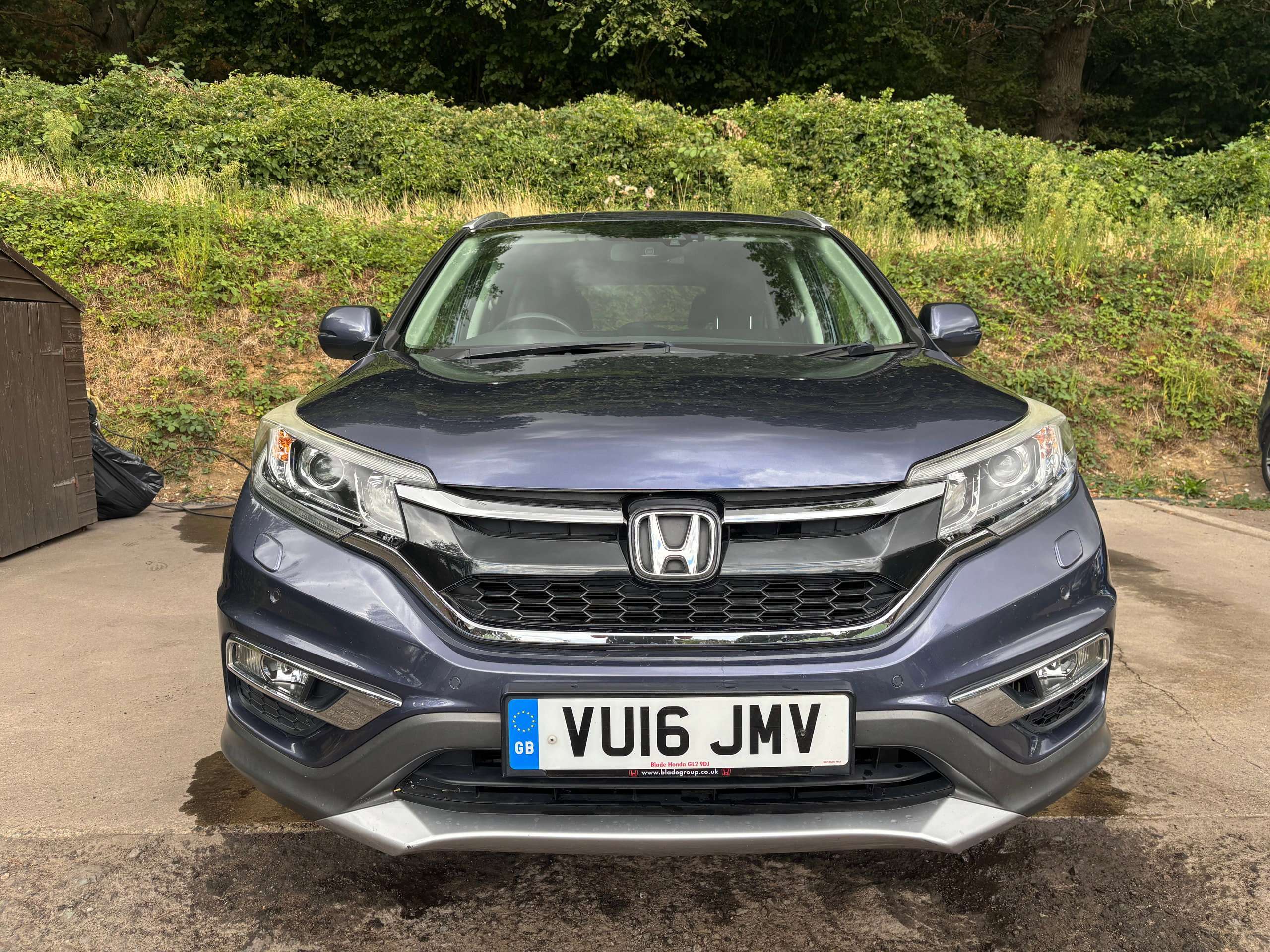 A 2016 HONDA CR-V 1.6 i-DTEC SR SUV 5dr Diesel Manual Euro 6 (s/s) (120 ps) A 2016 HONDA CR-V 1.6 i-DTEC SR SUV 5dr Diesel Manual Euro 6 (s/s) (120 ps)