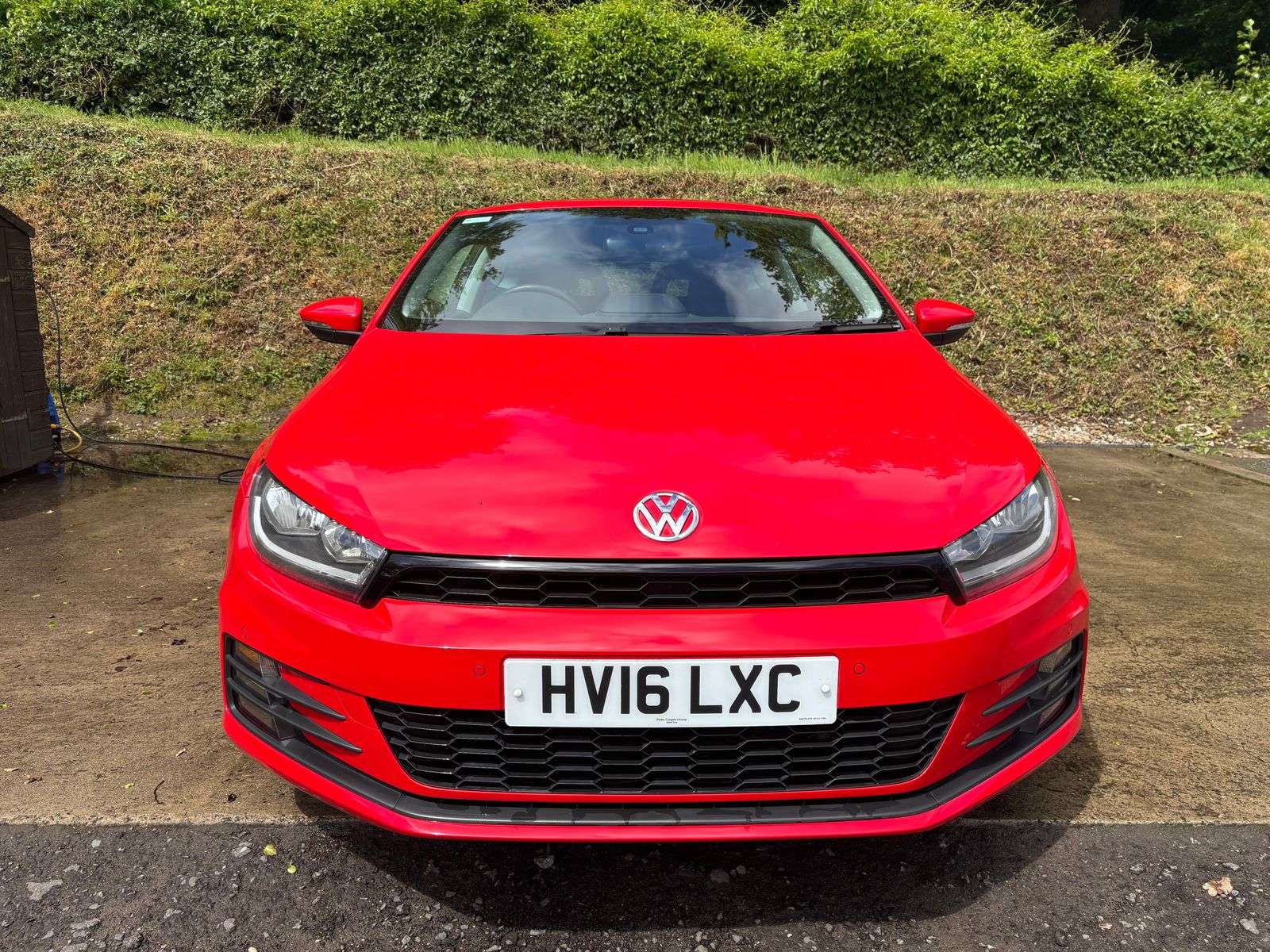 A 2016 VOLKSWAGEN SCIROCCO 1.4 TSI BlueMotion Tech Hatchback 3dr Petrol Manual Euro 6 (s/s) (125 ps) A 2016 VOLKSWAGEN SCIROCCO 1.4 TSI BlueMotion Tech Hatchback 3dr Petrol Manual Euro 6 (s/s) (125 ps)