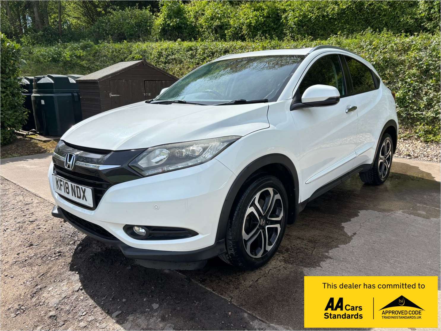 A 2018 HONDA HR-V 1.5 i-VTEC EX SUV 5dr Petrol Manual Euro 6 (s/s) (130 ps) A 2018 HONDA HR-V 1.5 i-VTEC EX SUV 5dr Petrol Manual Euro 6 (s/s) (130 ps)