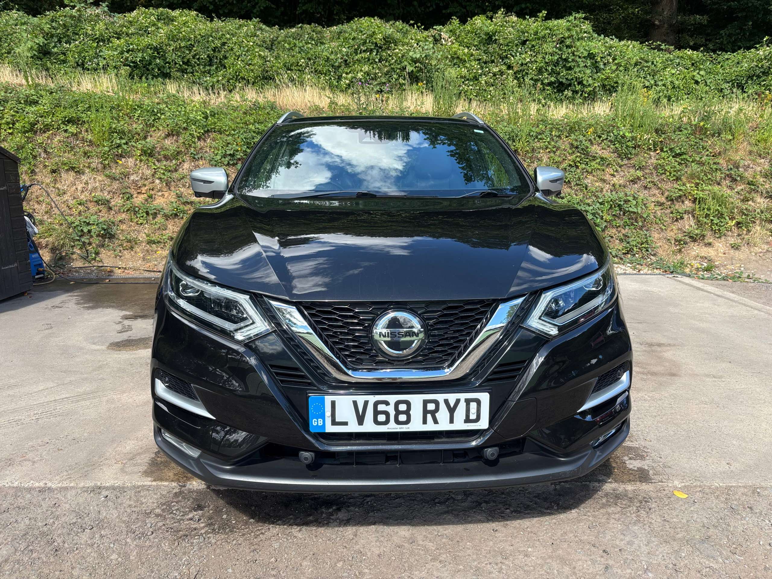 A 2018 NISSAN QASHQAI 1.3 DIG-T Tekna+ SUV 5dr Petrol Manual Euro 6 (s/s) (140 ps) A 2018 NISSAN QASHQAI 1.3 DIG-T Tekna+ SUV 5dr Petrol Manual Euro 6 (s/s) (140 ps)