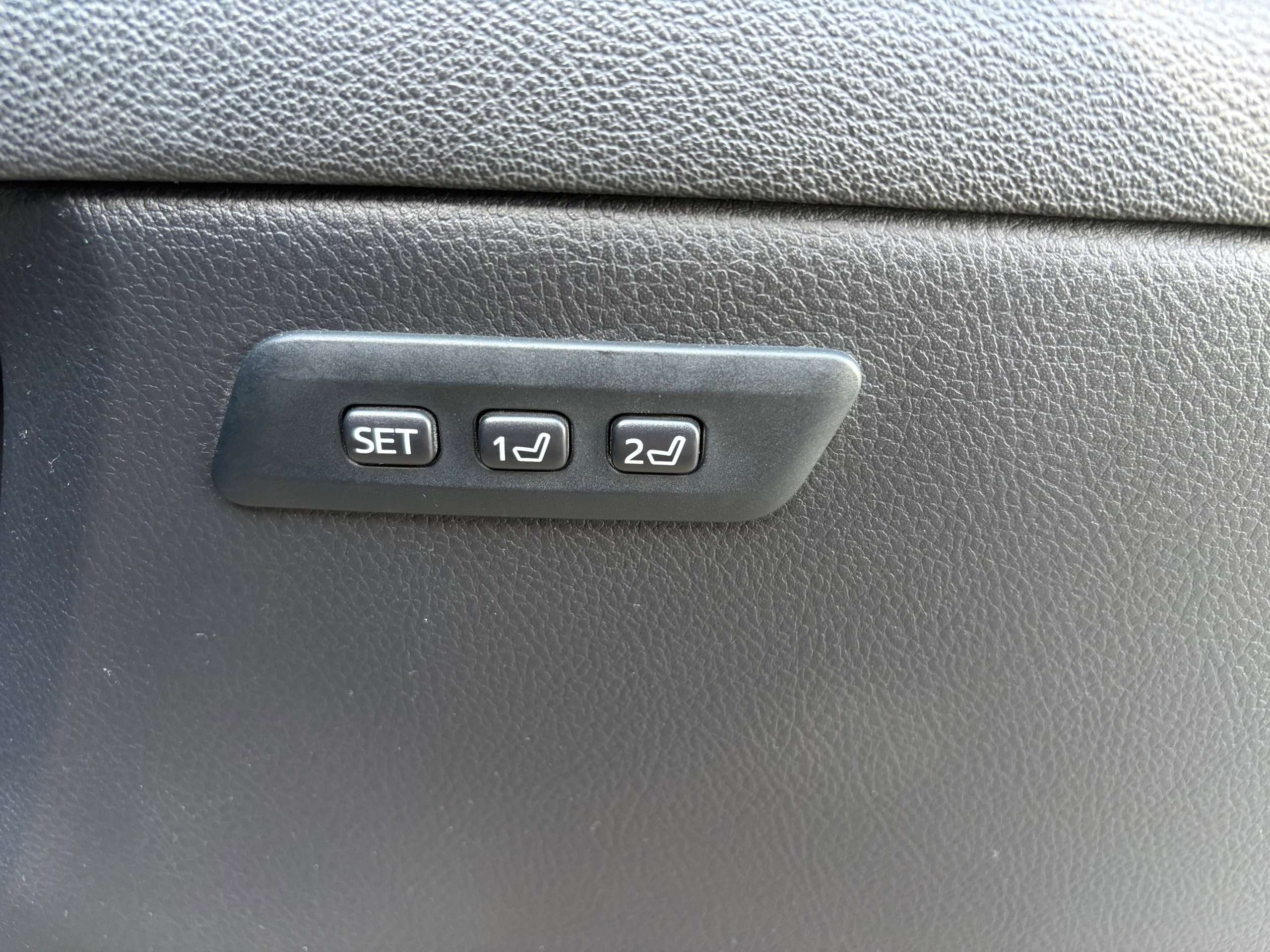 2016 TOYOTA AVENSIS 2016 TOYOTA AVENSIS