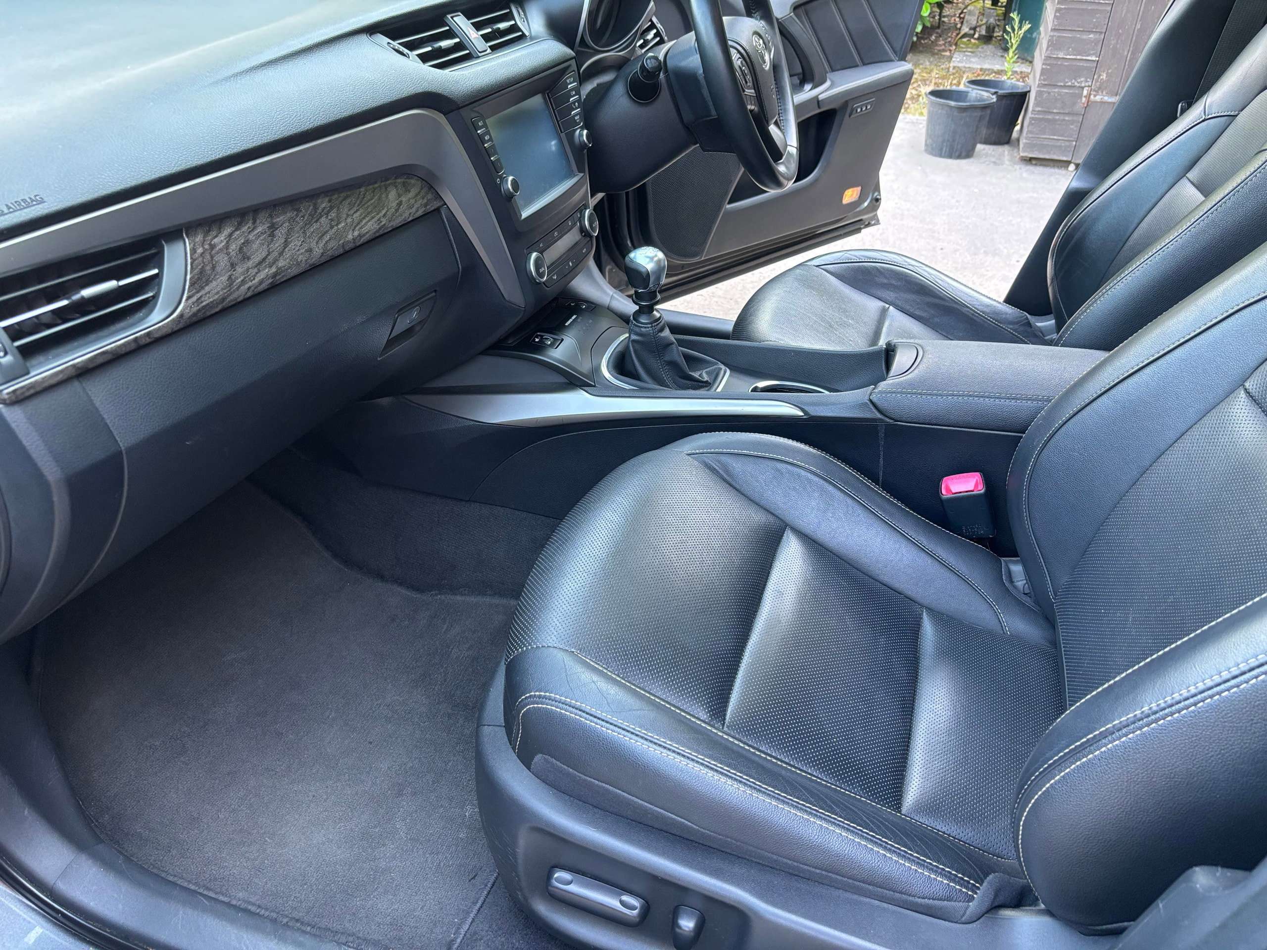 2016 TOYOTA AVENSIS 2016 TOYOTA AVENSIS