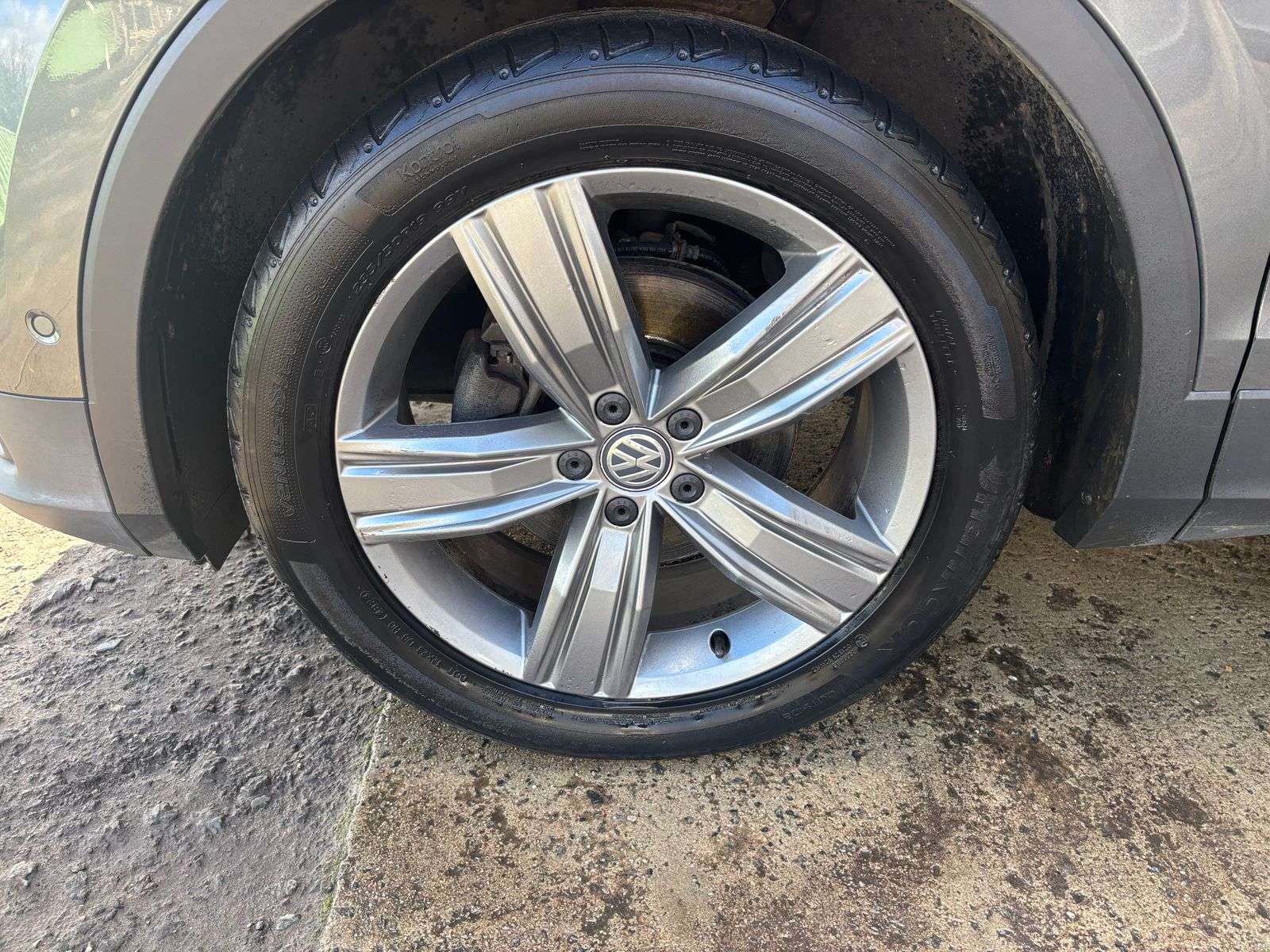 2019 VOLKSWAGEN TIGUAN 2019 VOLKSWAGEN TIGUAN