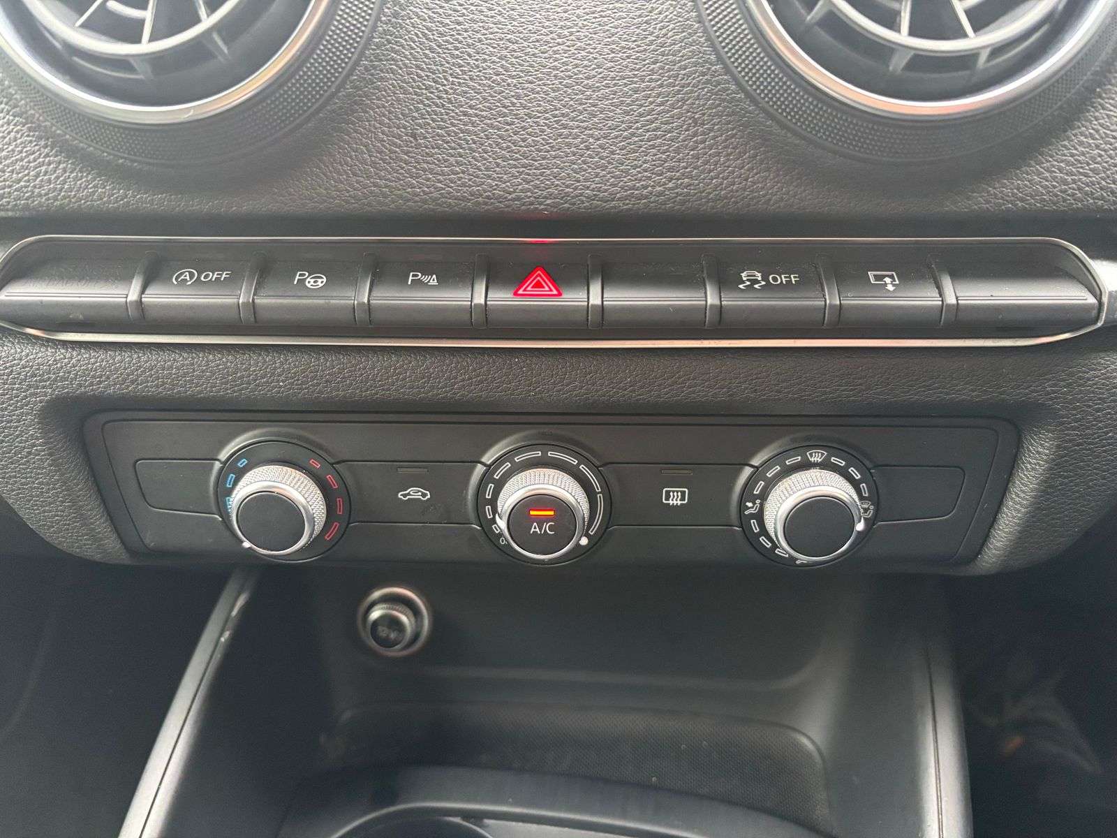 2017 AUDI A3 2017 AUDI A3