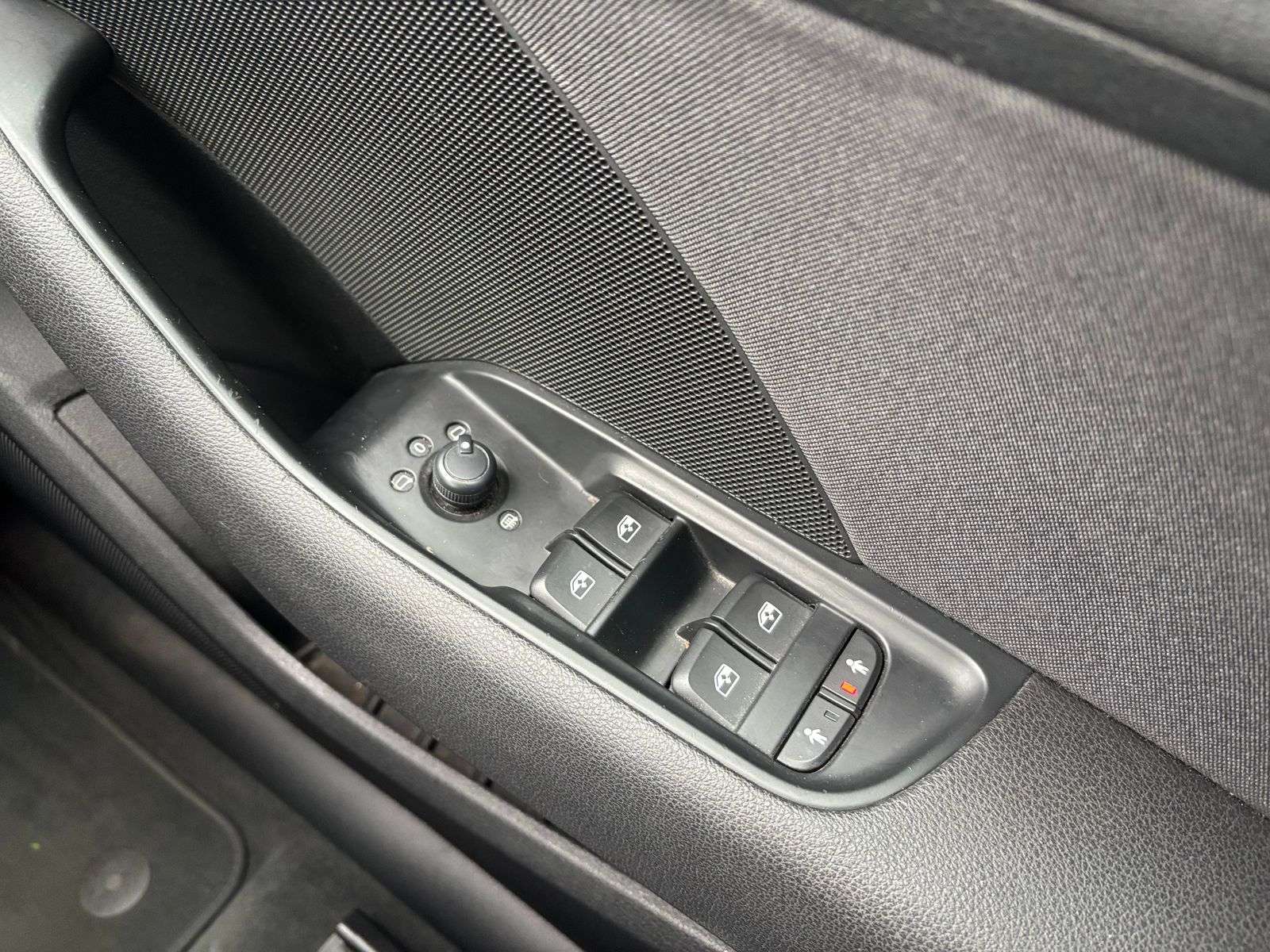 2017 AUDI A3 2017 AUDI A3