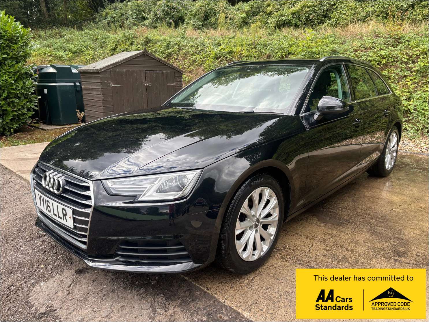 A 2016 AUDI A4 AVANT 2.0 TDI ultra SE Estate 5dr Diesel Manual Euro 6 (s/s) (150 ps) A 2016 AUDI A4 AVANT 2.0 TDI ultra SE Estate 5dr Diesel Manual Euro 6 (s/s) (150 ps)