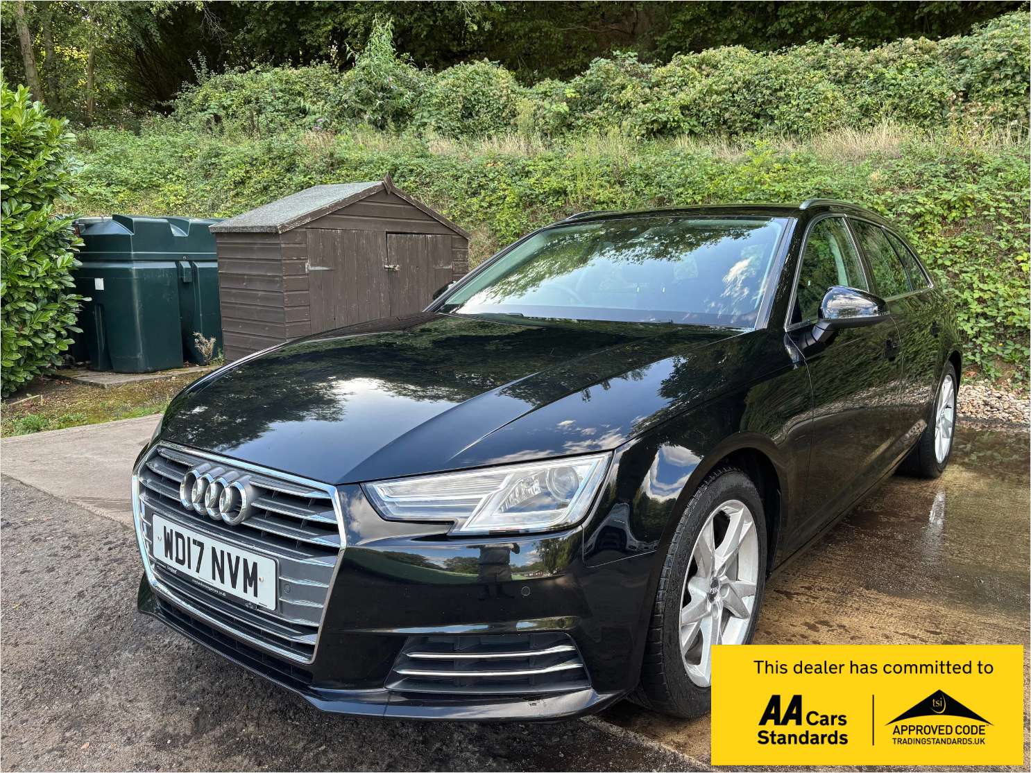 A 2017 AUDI A4 AVANT 2.0 TDI ultra Sport Estate 5dr Diesel Manual Euro 6 (s/s) (150 ps) A 2017 AUDI A4 AVANT 2.0 TDI ultra Sport Estate 5dr Diesel Manual Euro 6 (s/s) (150 ps)